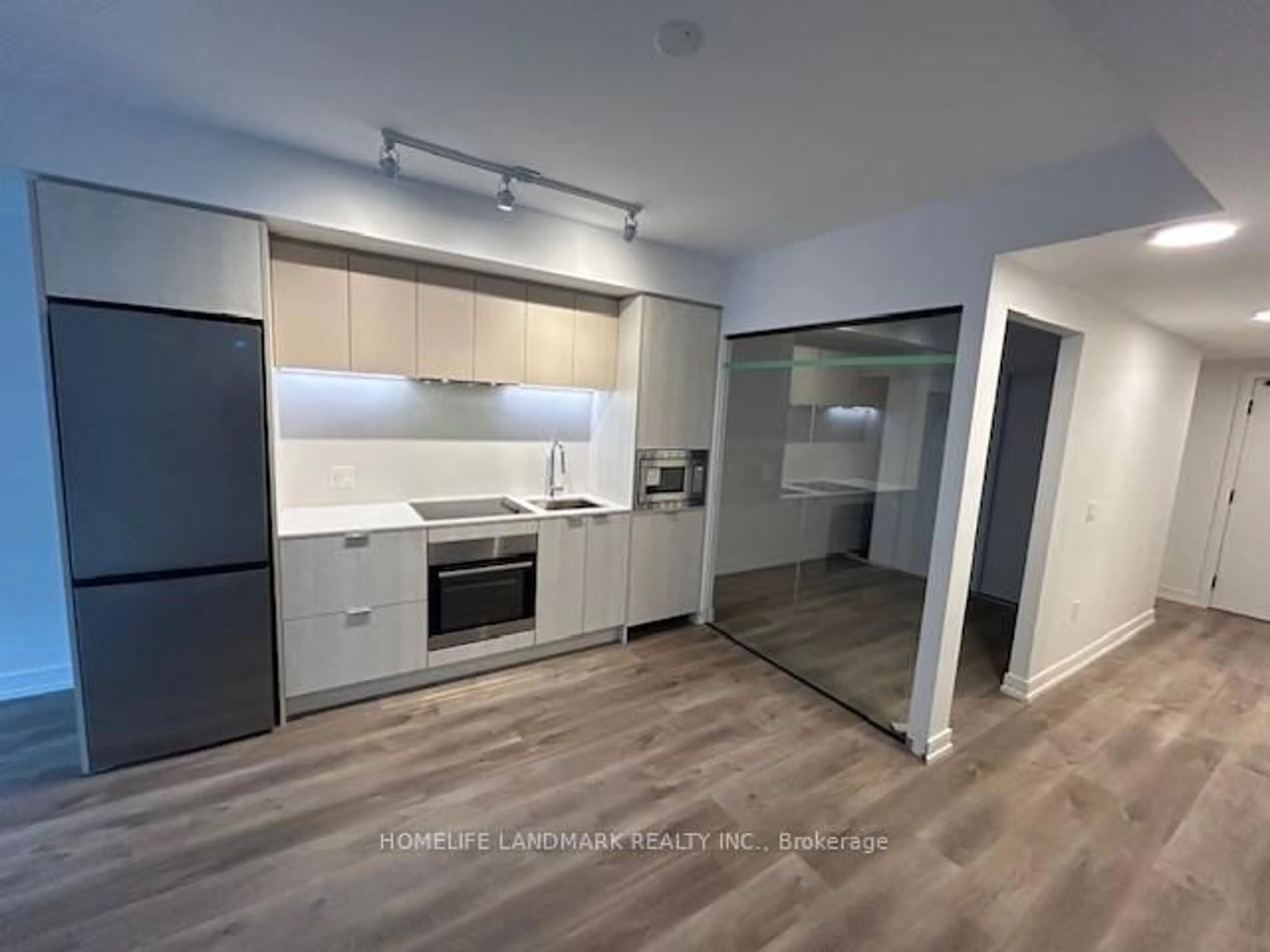 Unknown for 1 Jarvis St #13, Hamilton Ontario L8R 3J2