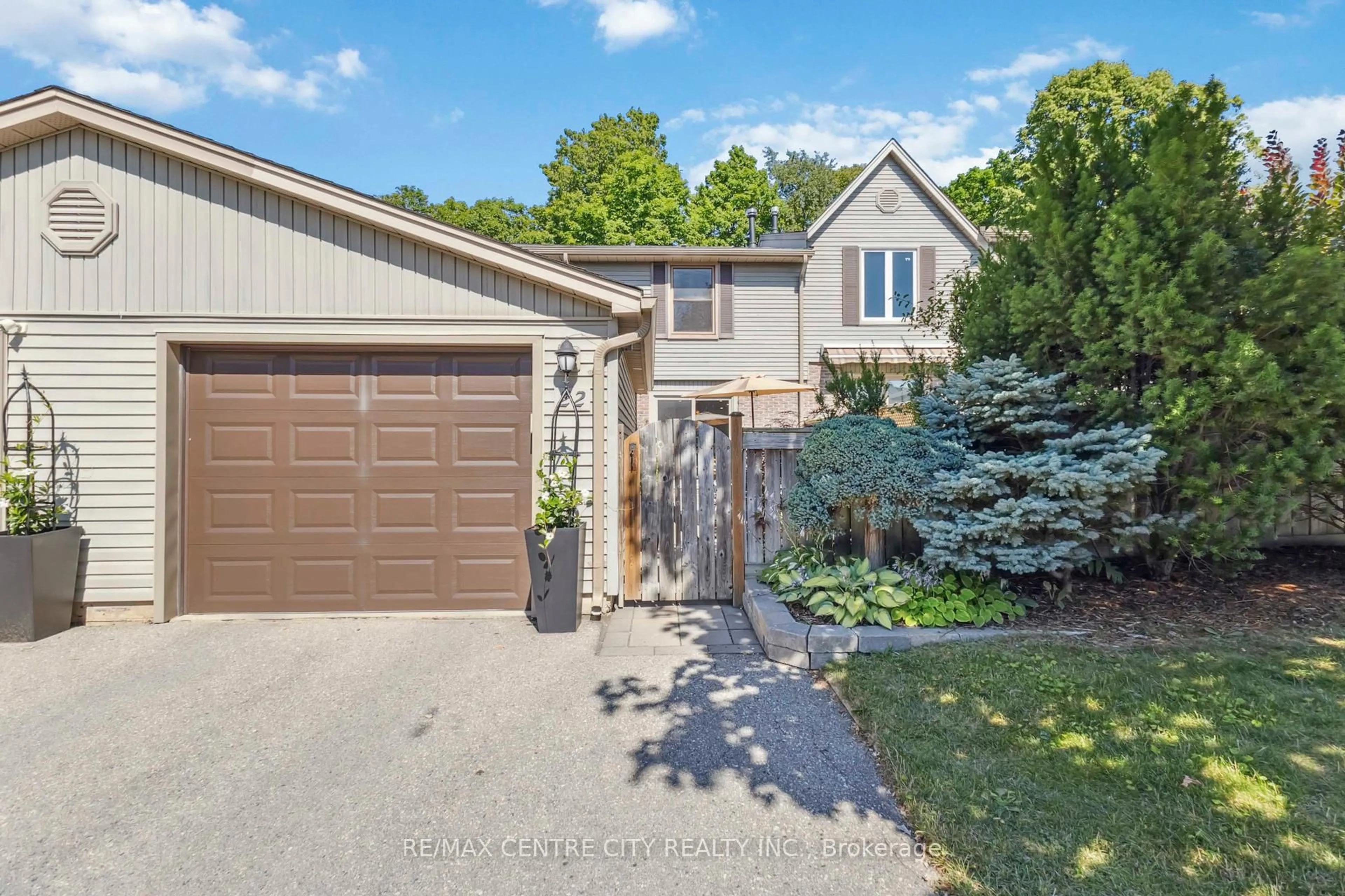 Unknown for 22 Berkshire Crt, London South Ontario N6J 3N7
