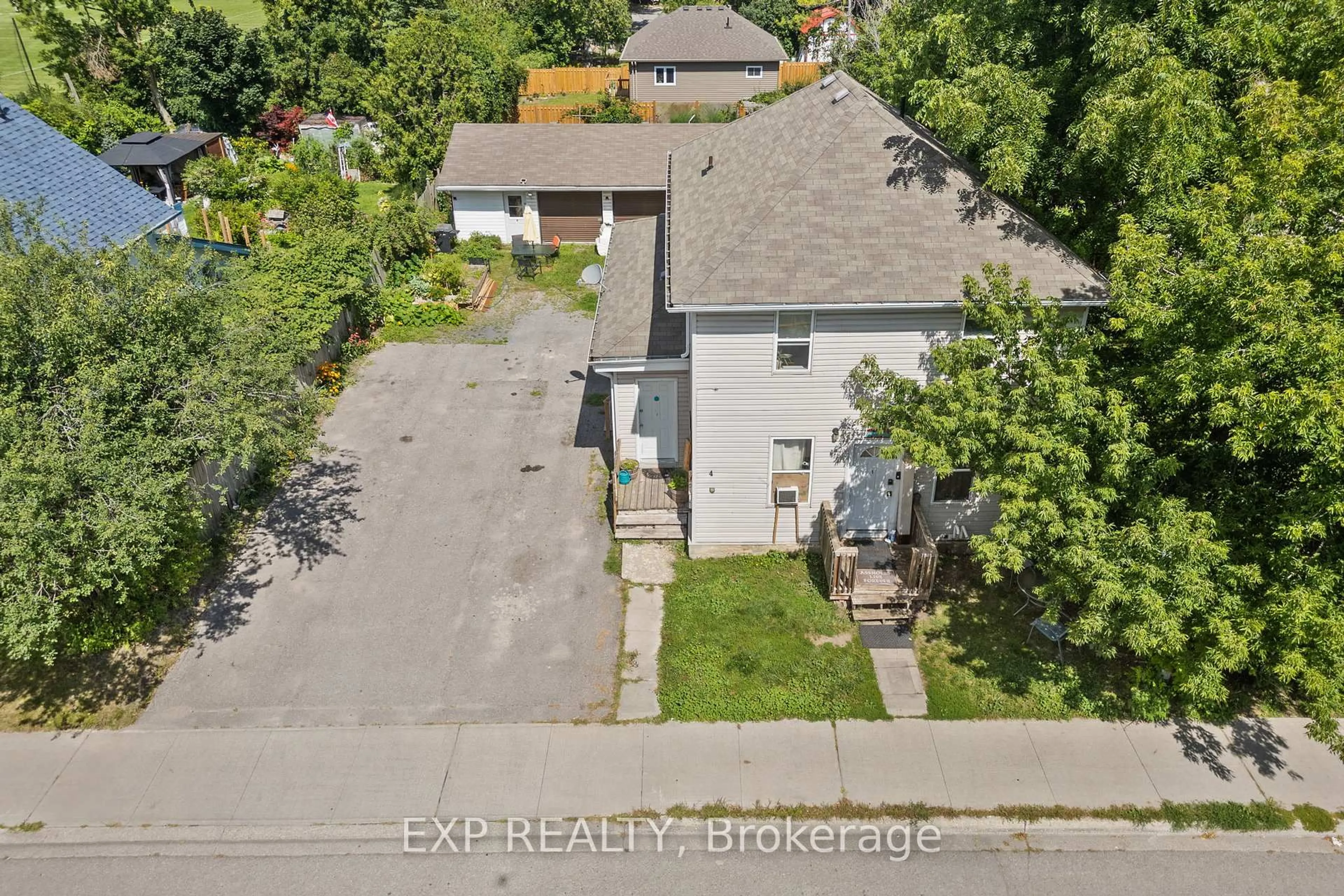A pic from outside/outdoor area/front of a property/back of a property/a pic from drone, street for 4 Mary St, Kawartha Lakes Ontario K9V 2N4