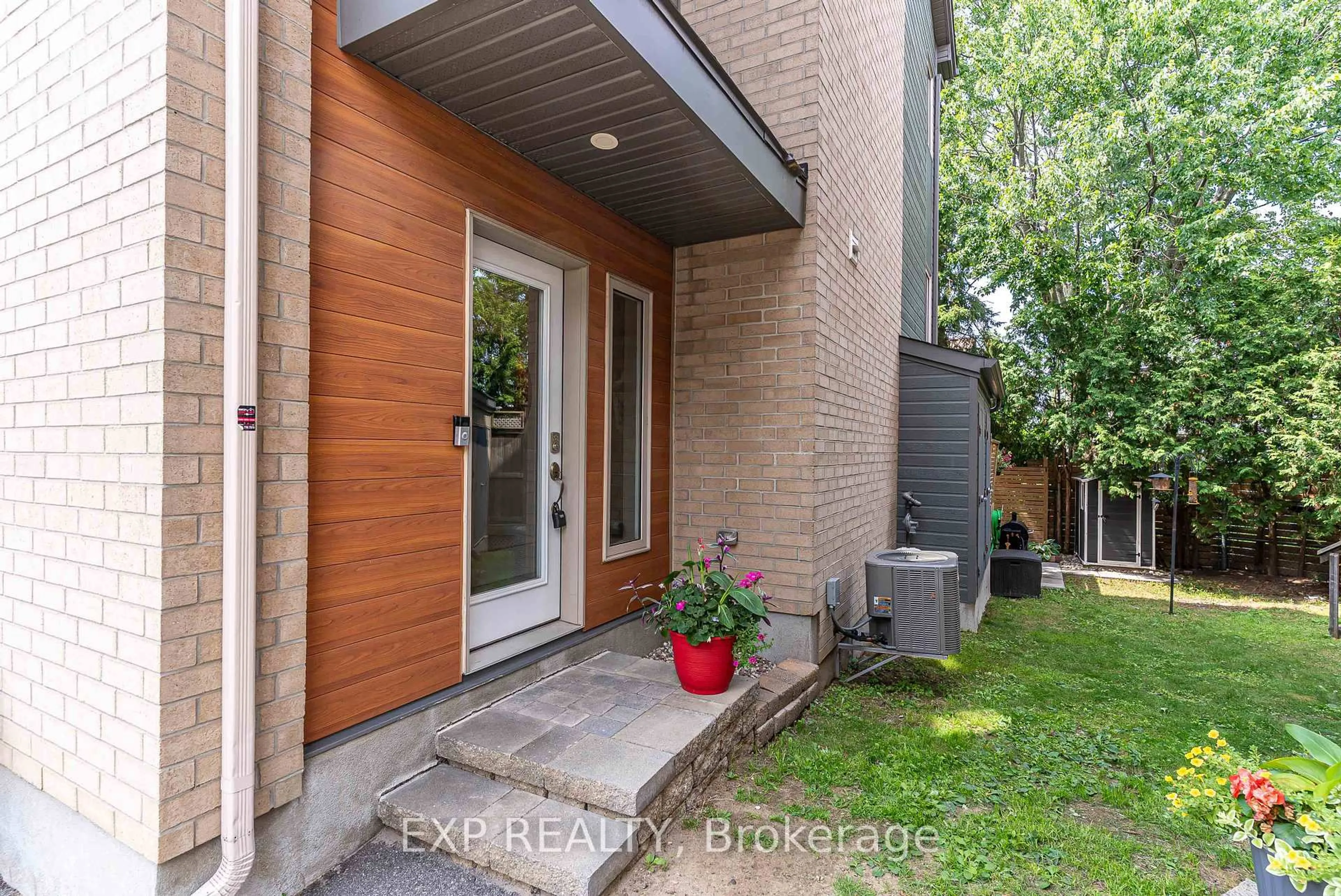 Unknown for 612 Terravita Private, Ottawa Ontario K1V 0T6