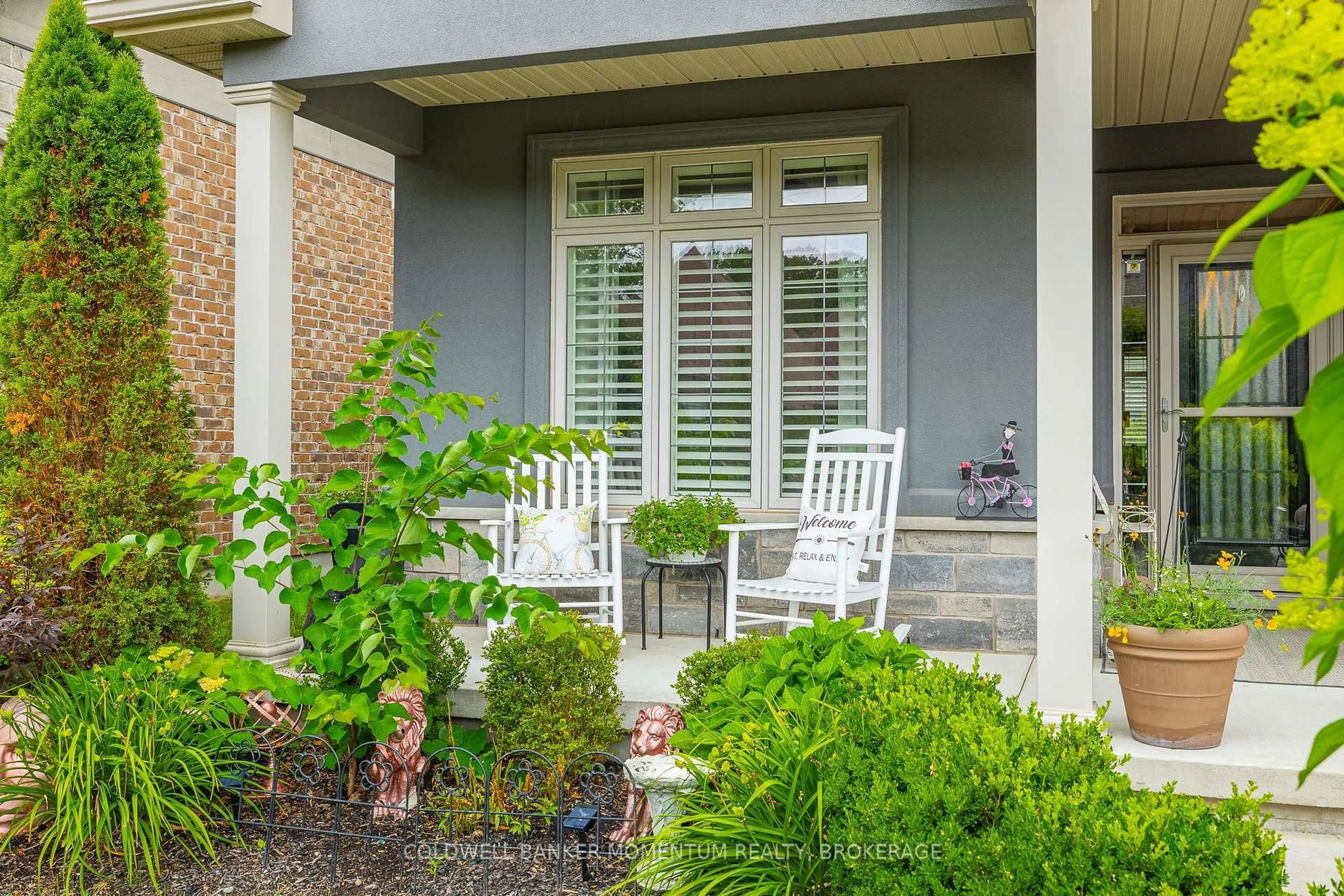 Patio, street for 1534 Haist St, Pelham Ontario L0S 1E5