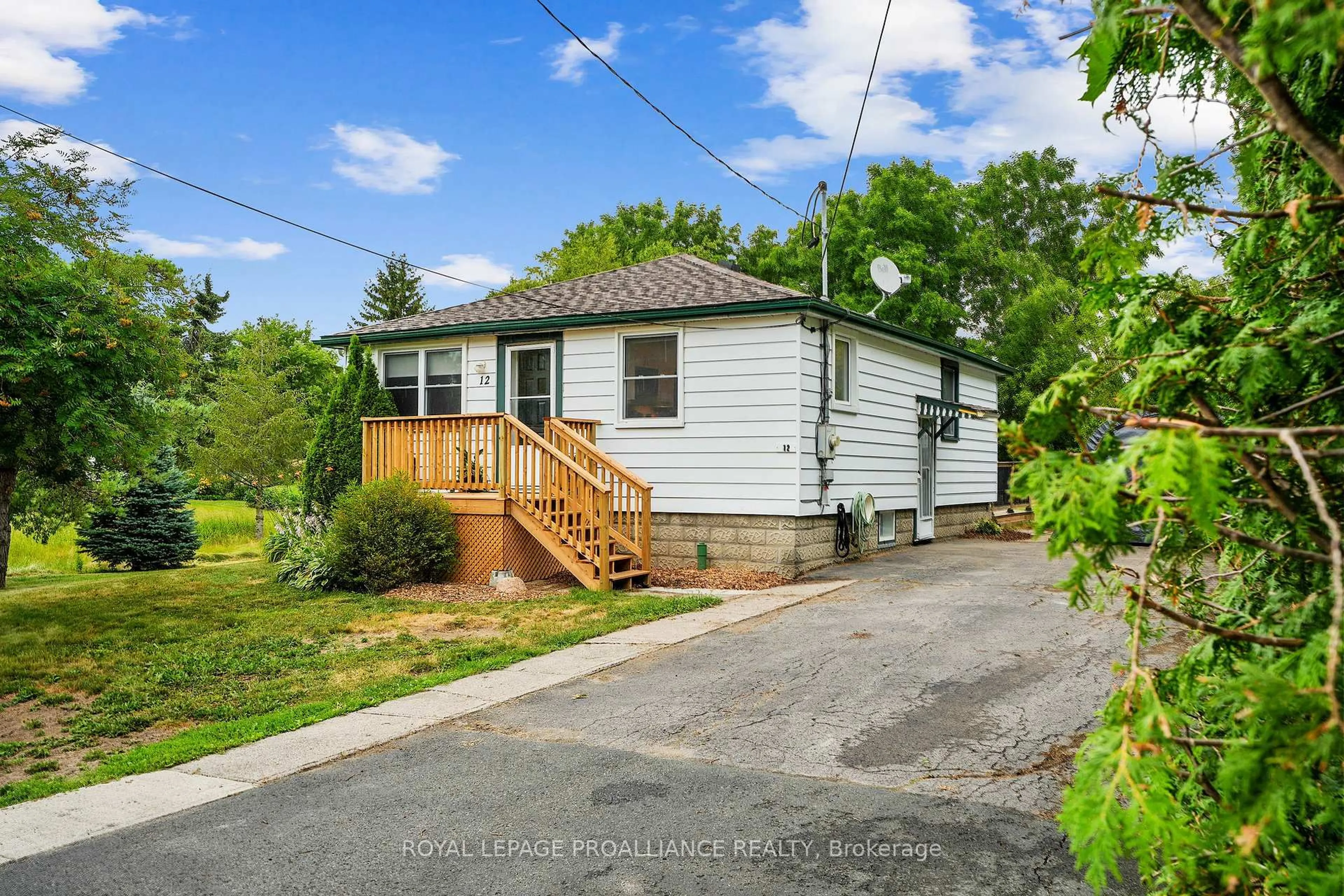 A pic from outside/outdoor area/front of a property/back of a property/a pic from drone, street for 12 Parliament St, Cramahe Ontario K0K 1S0