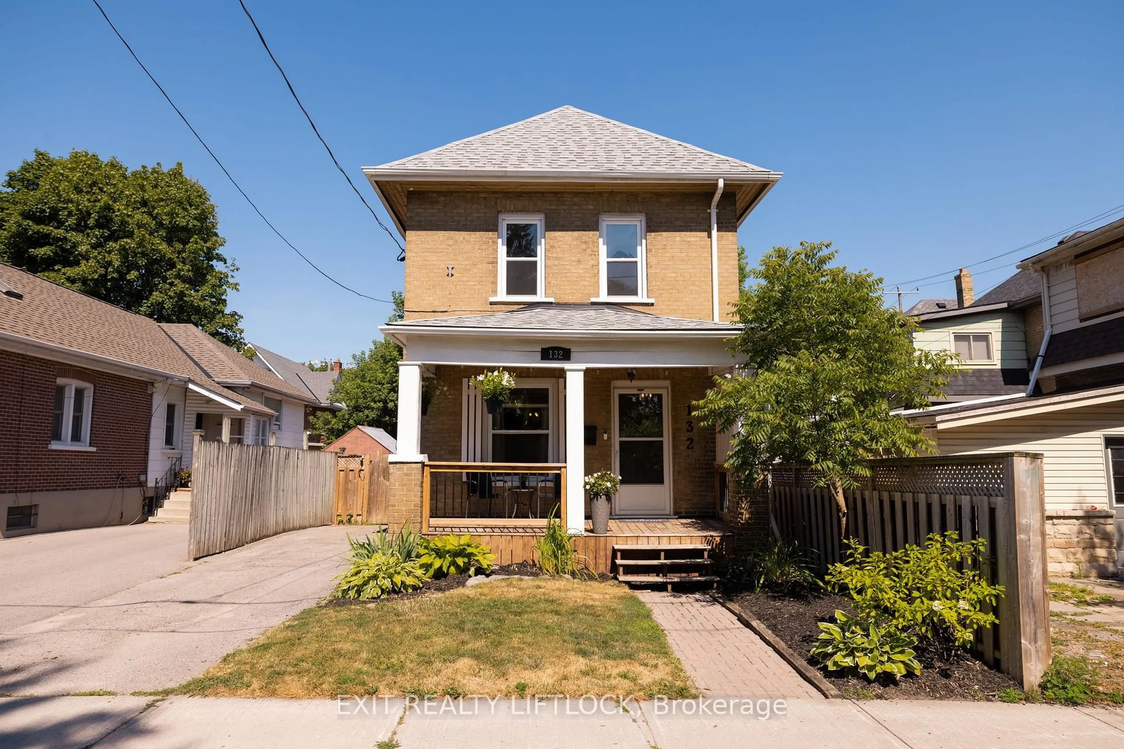Home with brick exterior material, street for 132 Maude St, Peterborough Central Ontario K9J 3A2