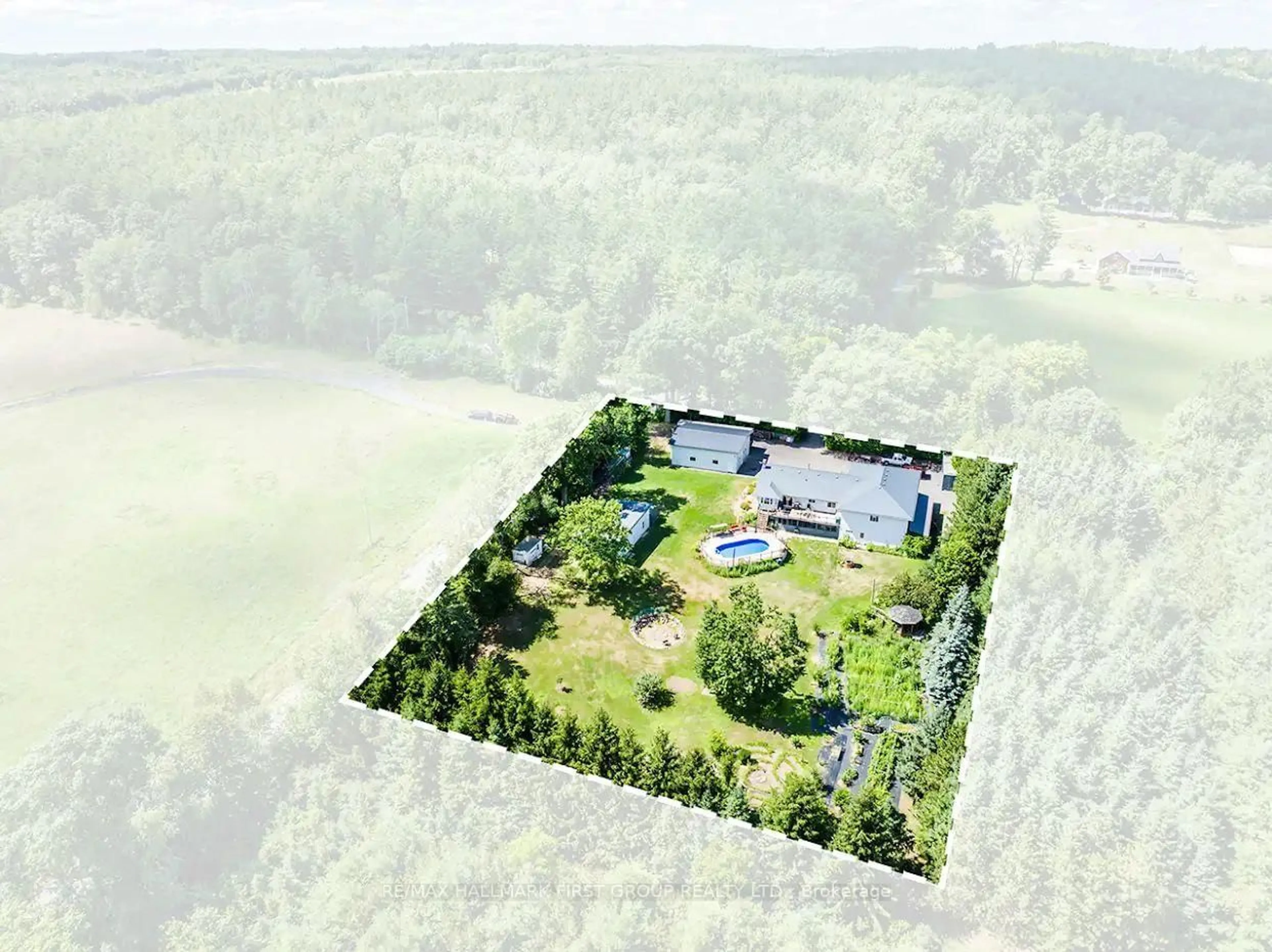 A pic from outside/outdoor area/front of a property/back of a property/a pic from drone, building for 4015 10th Line, Port Hope Ontario L0A 1B0