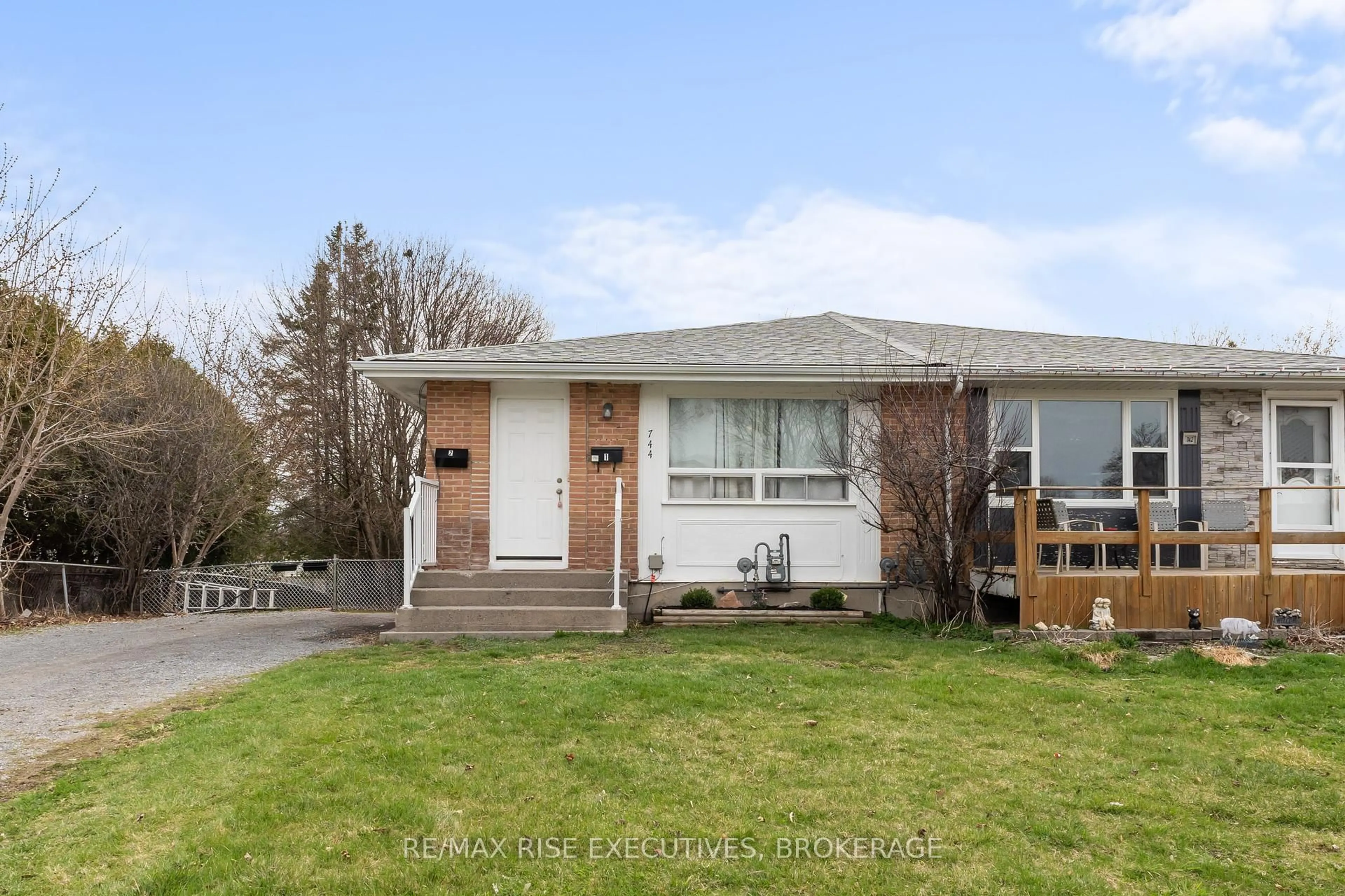 Unknown for 744 Selkirk Rd, Kingston Ontario K7P 1A5