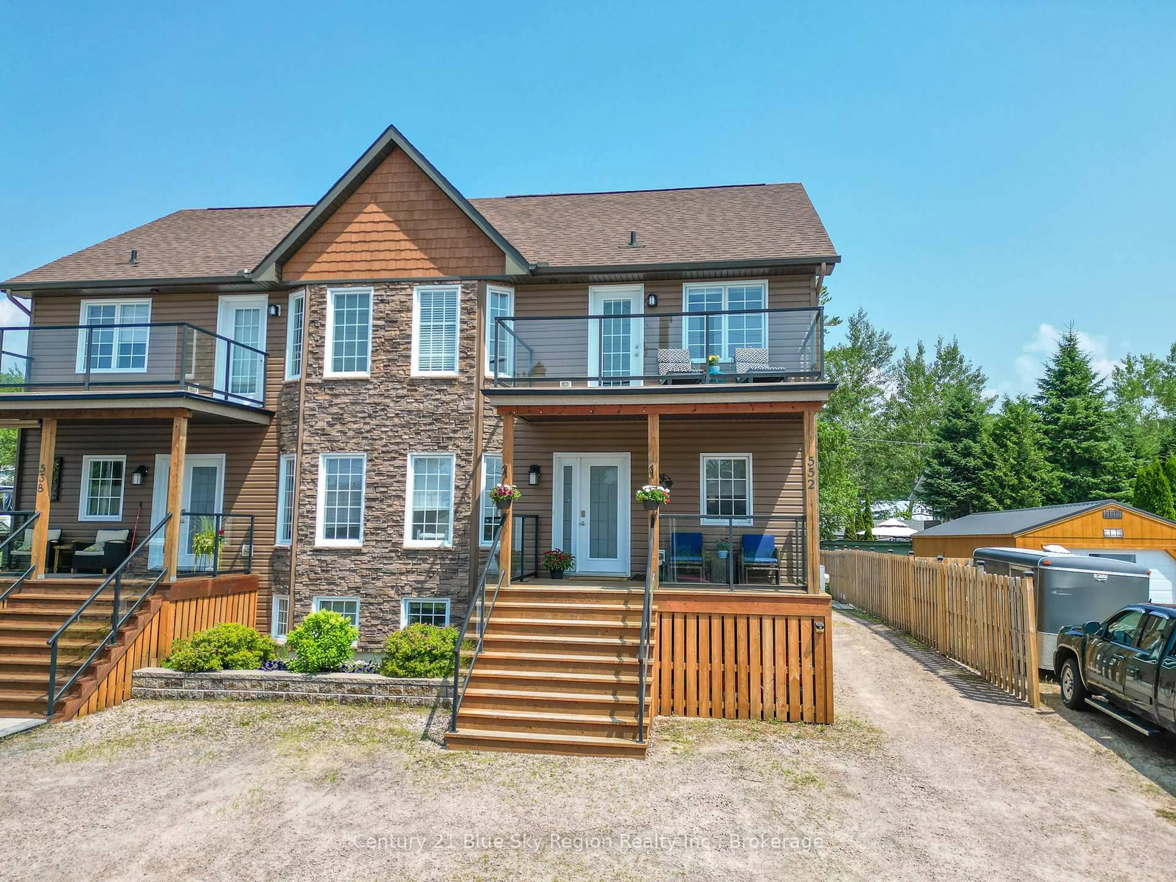 Home with brick exterior material, unknown for 552 Main St, Callander Ontario P0H 1H0