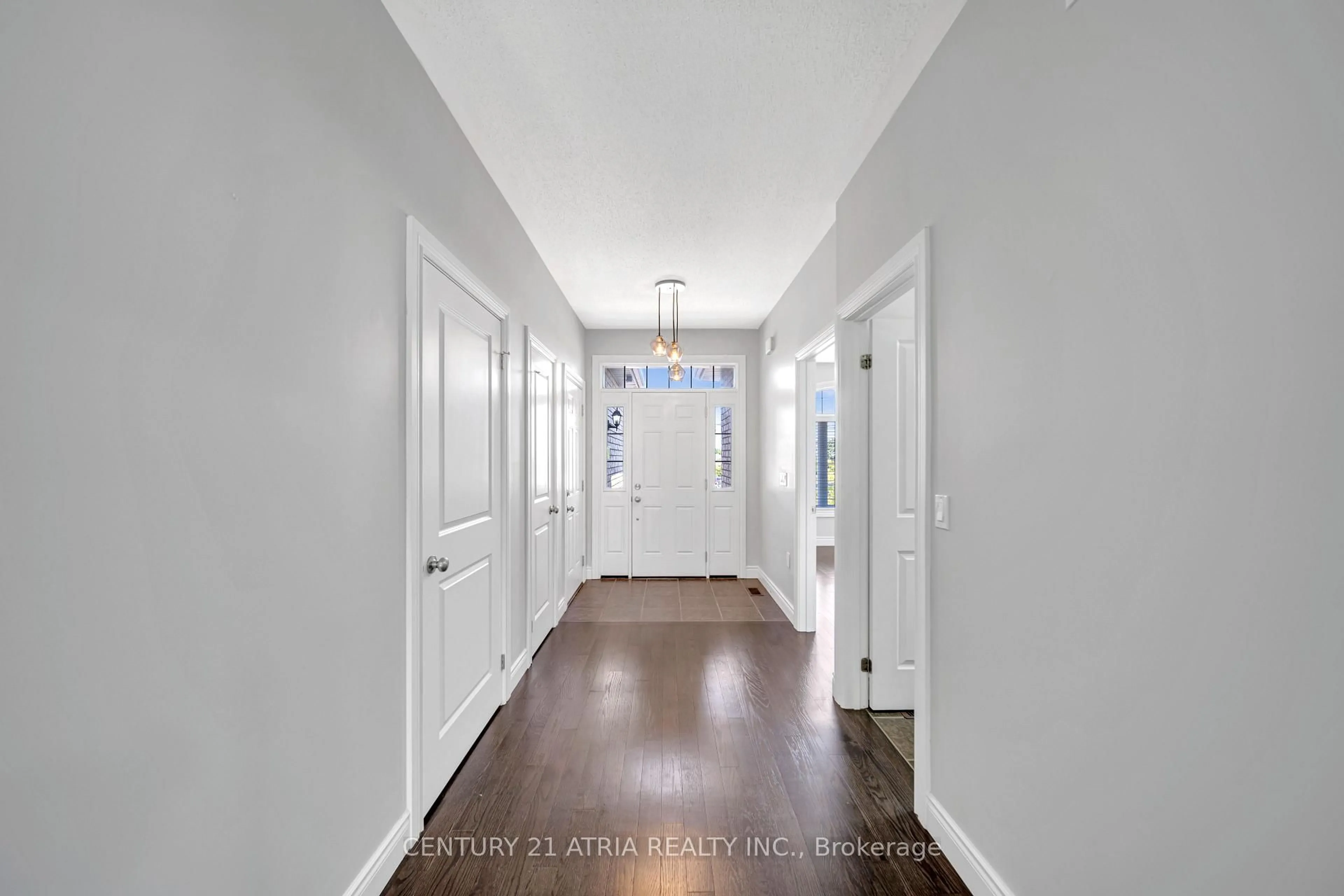 Indoor entryway for 793 Spillsbury Dr, Peterborough West Ontario K9K 1K9