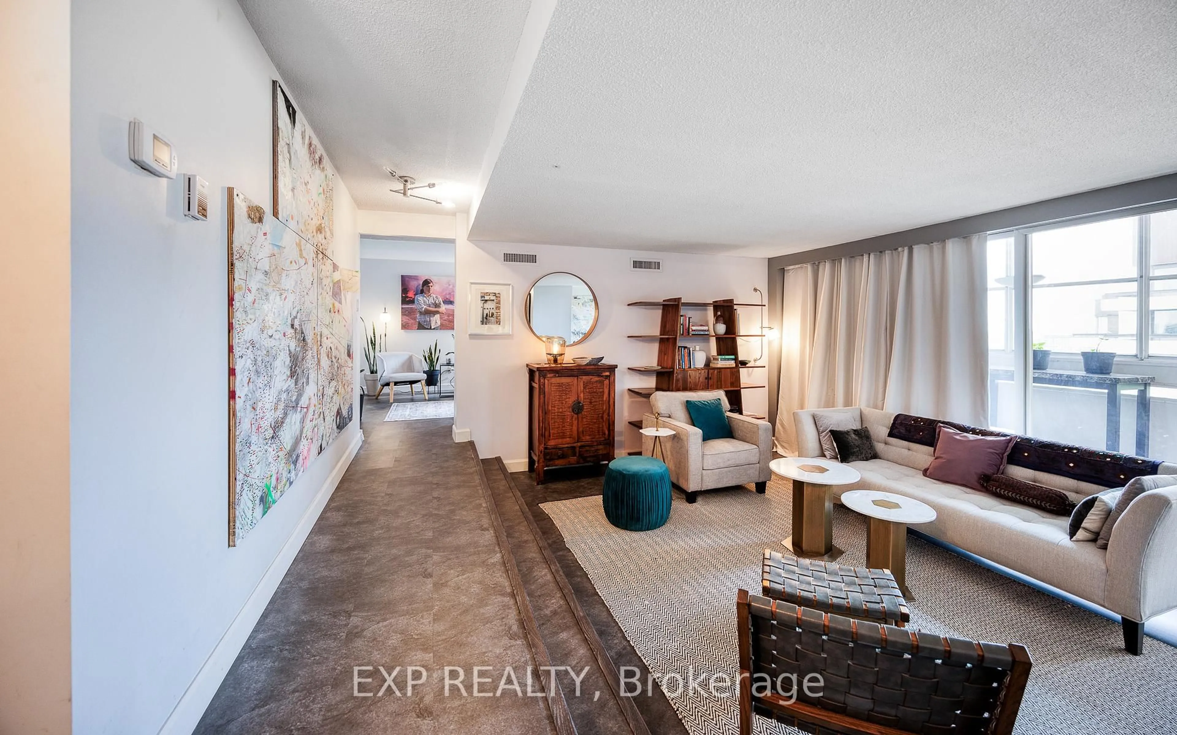 Unknown for 373 Laurier Ave #1003, Ottawa Ontario K1N 8X6