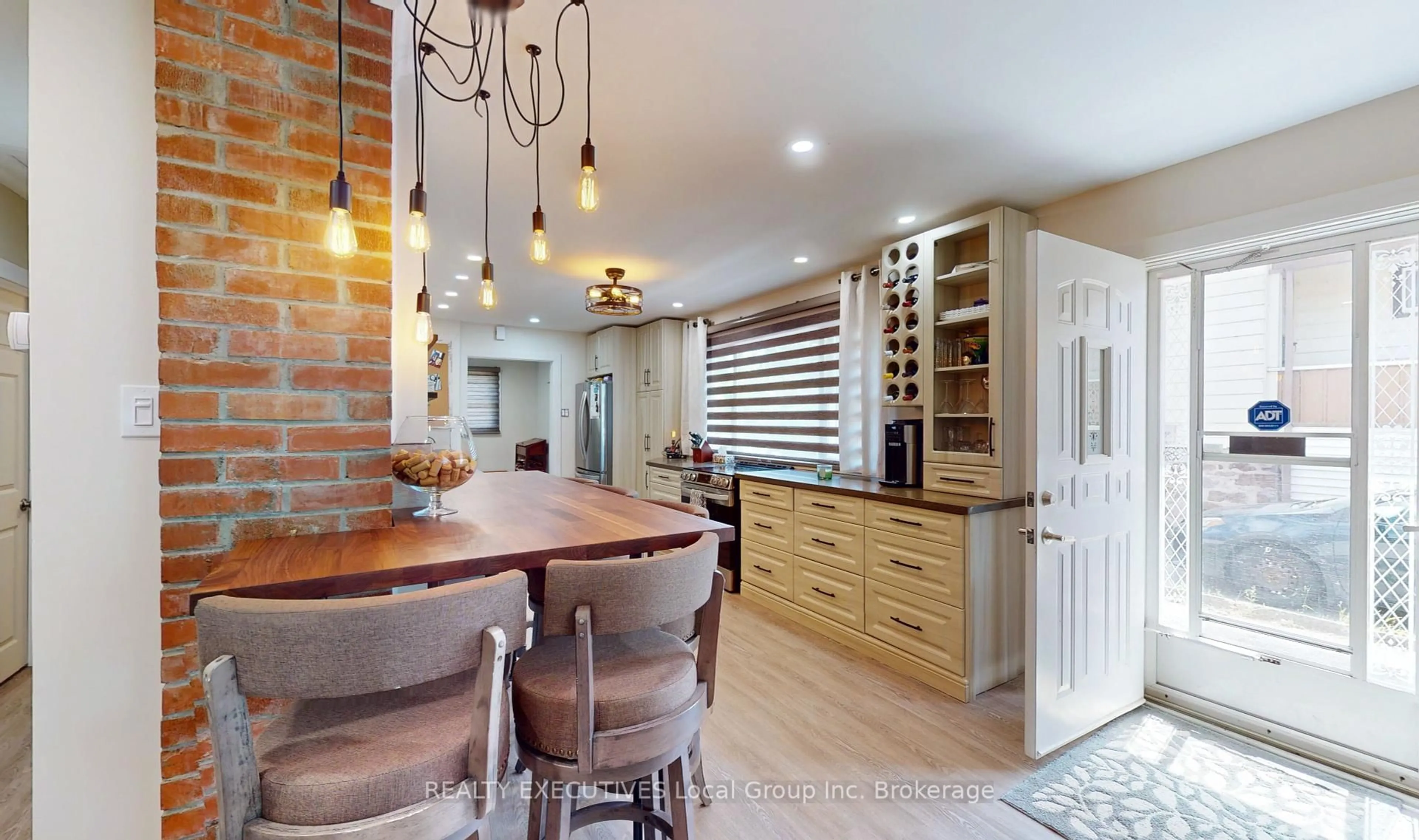 Open concept kitchen, unknown for 48 LEE Ave, North Bay Ontario P1A 2J7