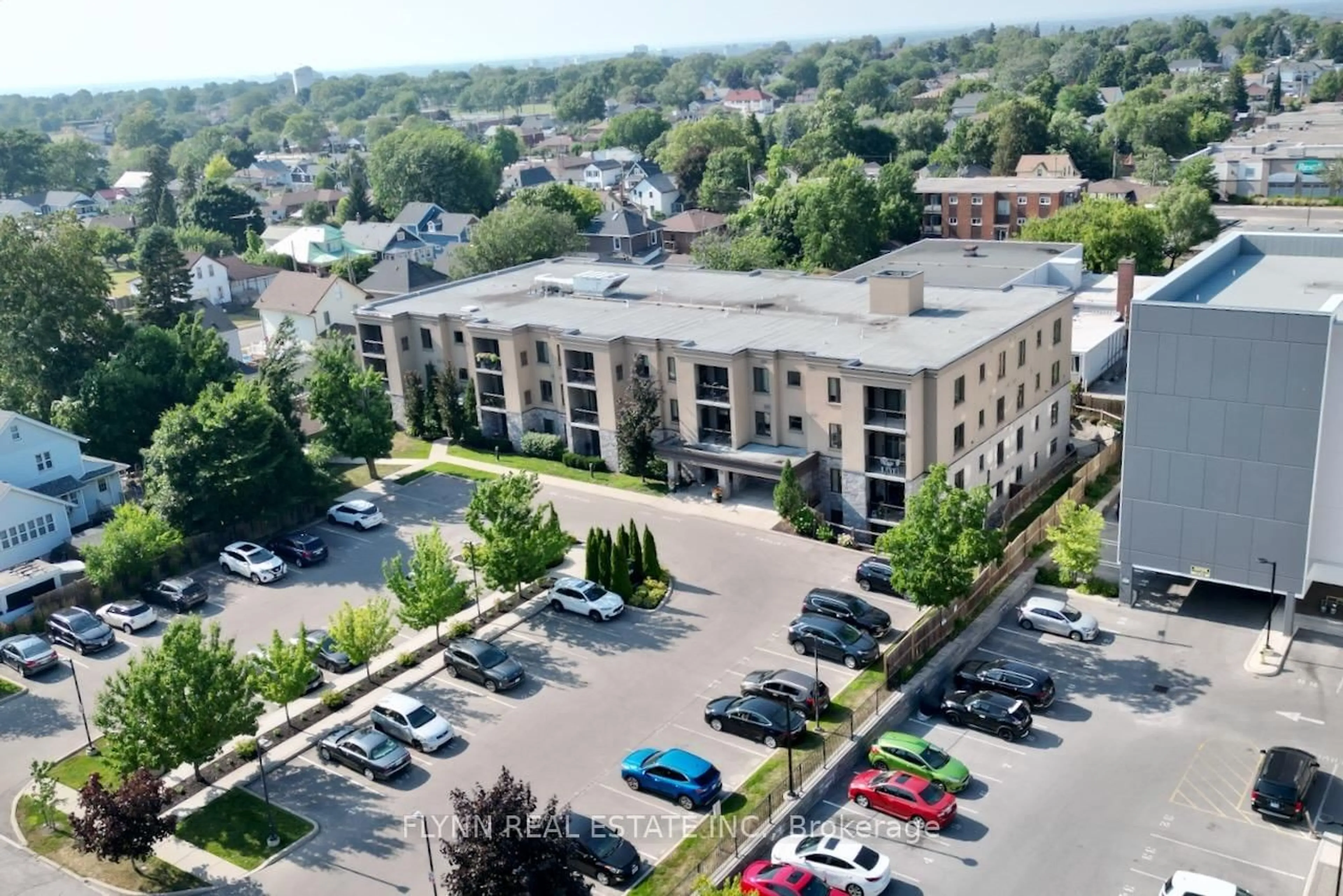 A pic from outside/outdoor area/front of a property/back of a property/a pic from drone, unknown for 16 Sullivan Ave #209, Thorold Ontario L2V 2Y2