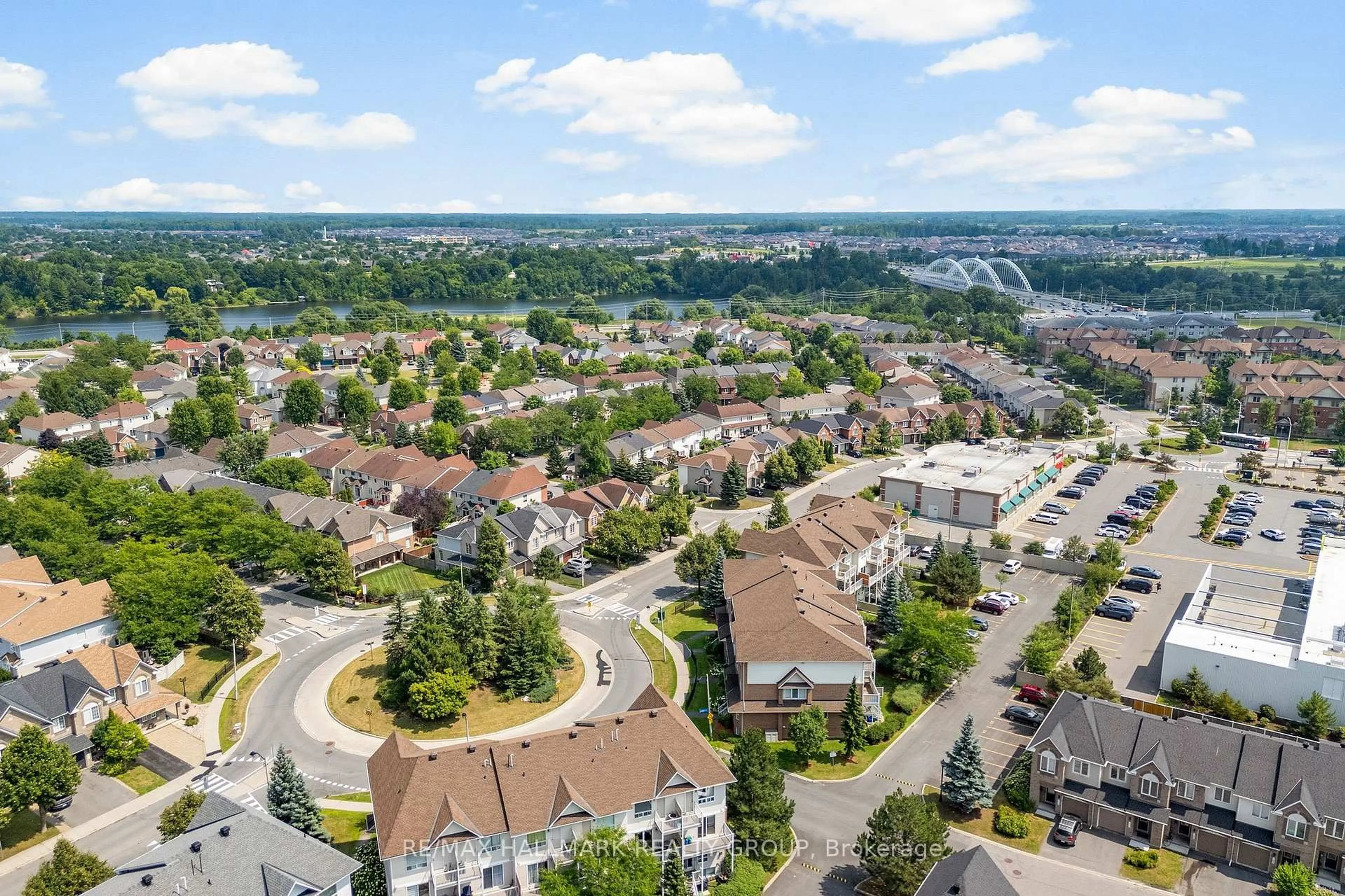A pic from outside/outdoor area/front of a property/back of a property/a pic from drone, city buildings view from balcony for 282 Cresthaven Dr, Ottawa Ontario K2G 6W4