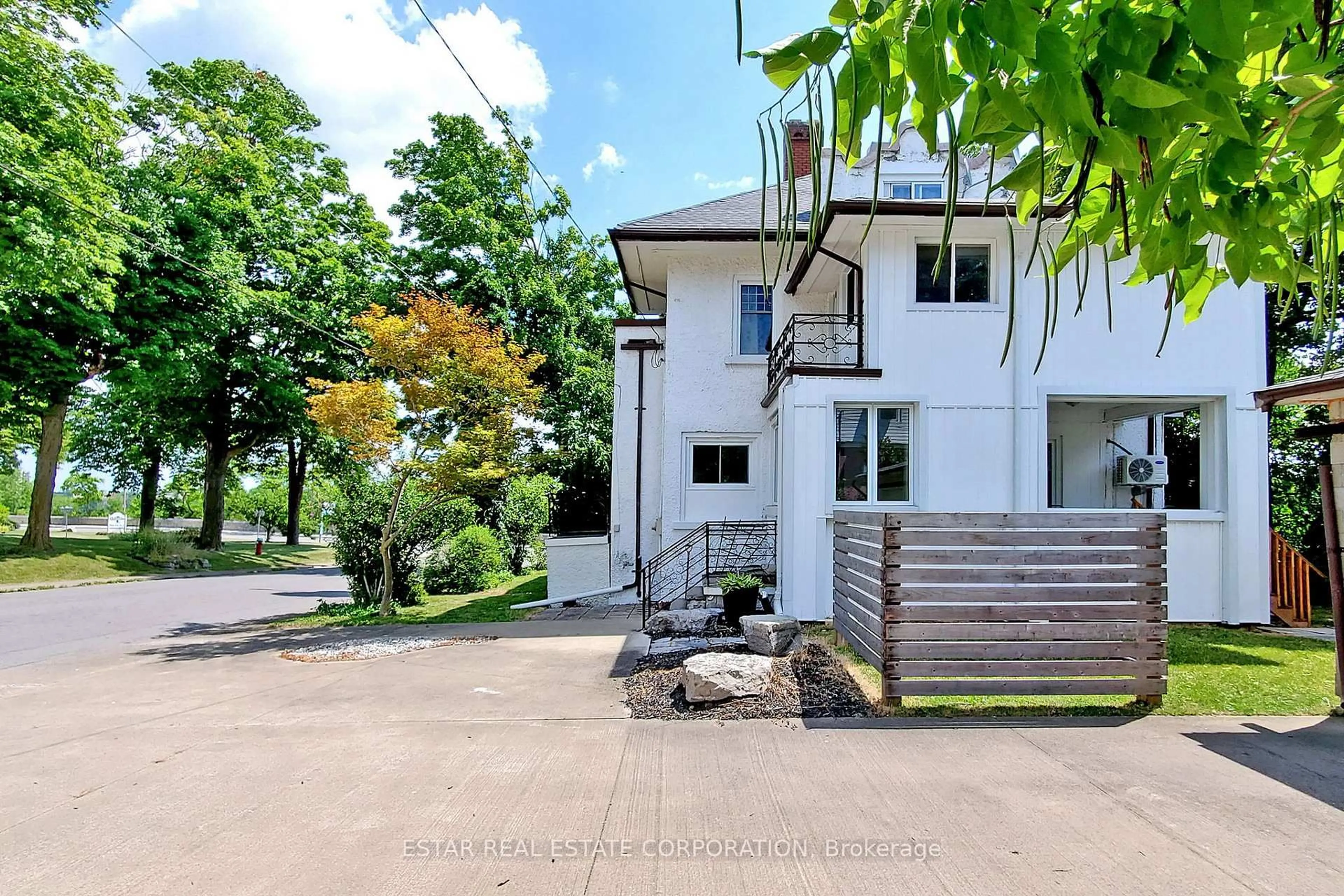Unknown for 5007 River Rd, Niagara Falls Ontario L2E 3G7
