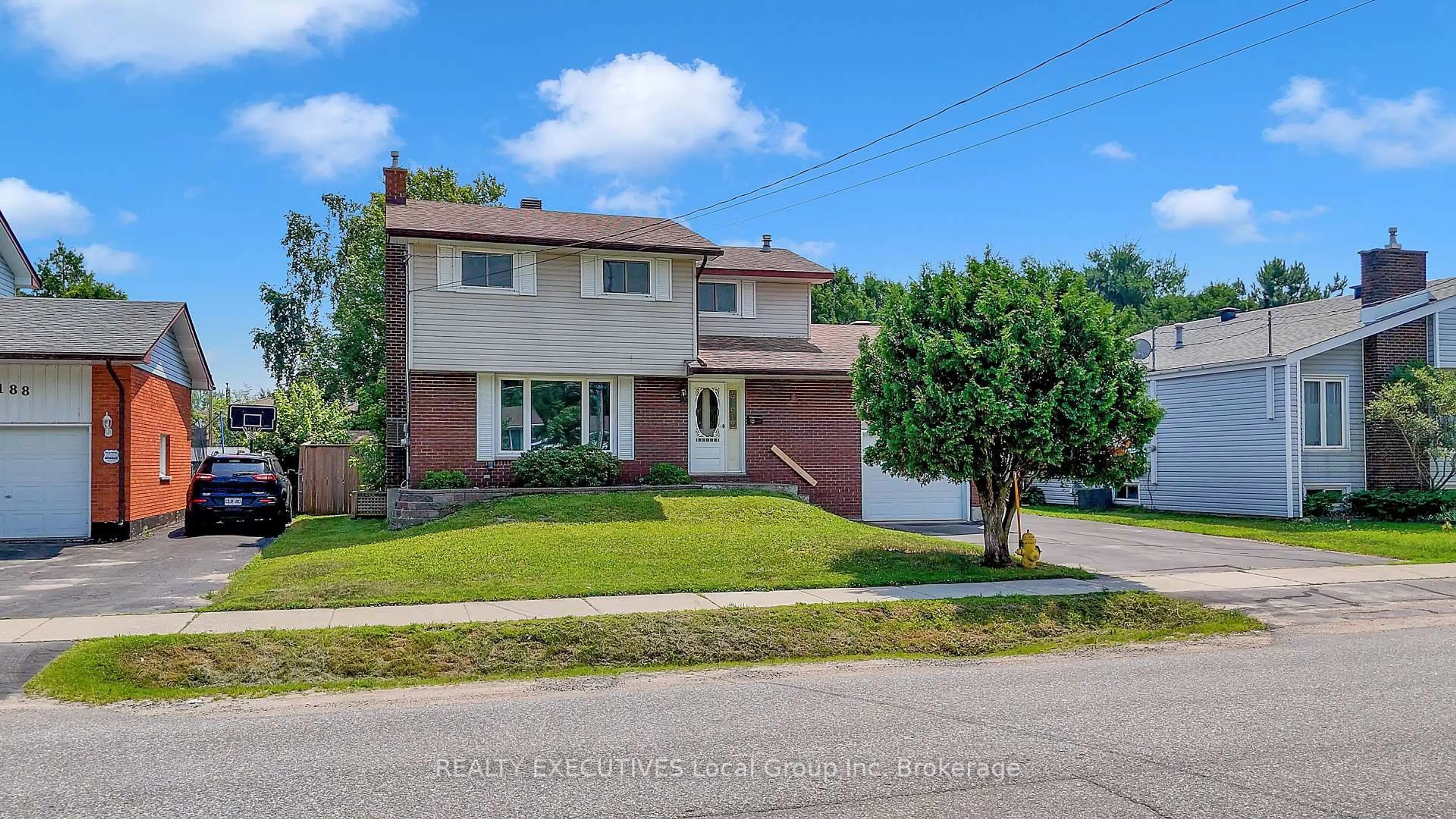 Home with brick exterior material, street for 192 MARSHALL PARK Dr, North Bay Ontario P1A 3L2