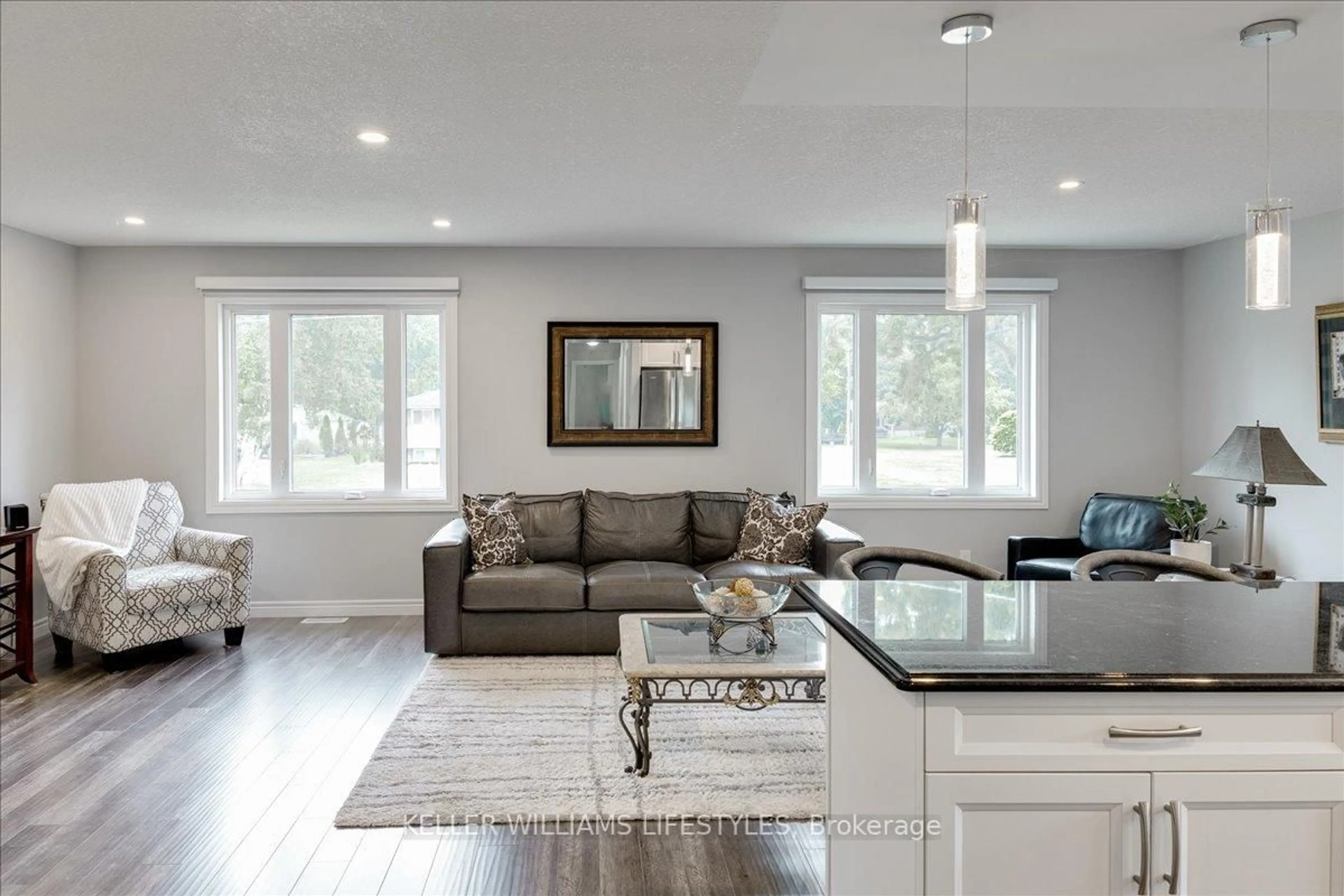Open concept kitchen, wood/laminate floor for 229 Walnut St, Chatham-Kent Ontario N0P 1C0