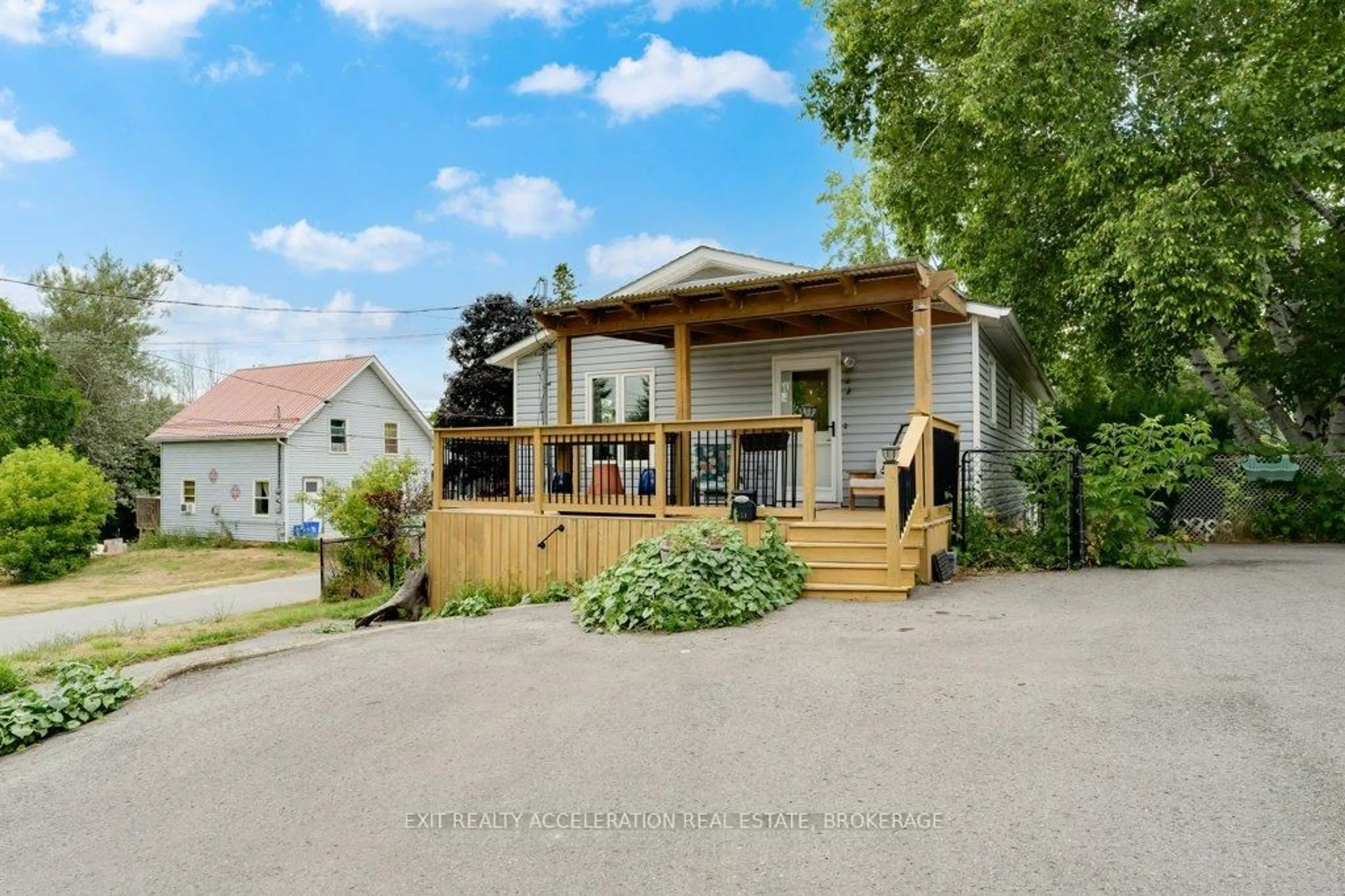Patio, street for 153 Hillside Ave, Greater Napanee Ontario K7R 1B3