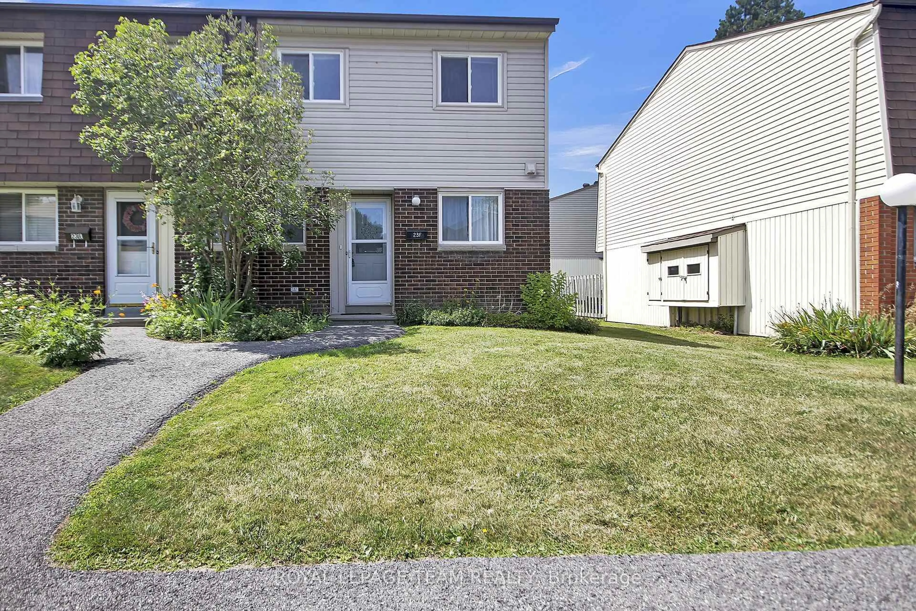 Unknown for 23 Sonnet Cres #F, Ottawa Ontario K2H 8W8