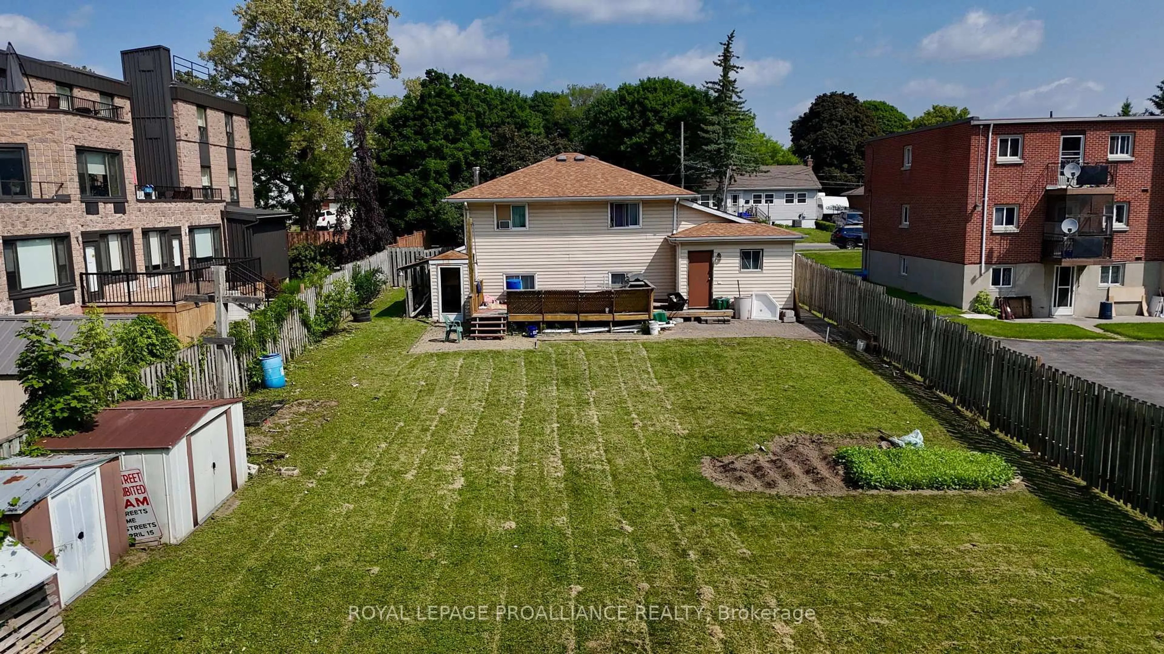 A pic from outside/outdoor area/front of a property/back of a property/a pic from drone, unknown for 57 Donald St, Belleville Ontario K8P 2J2