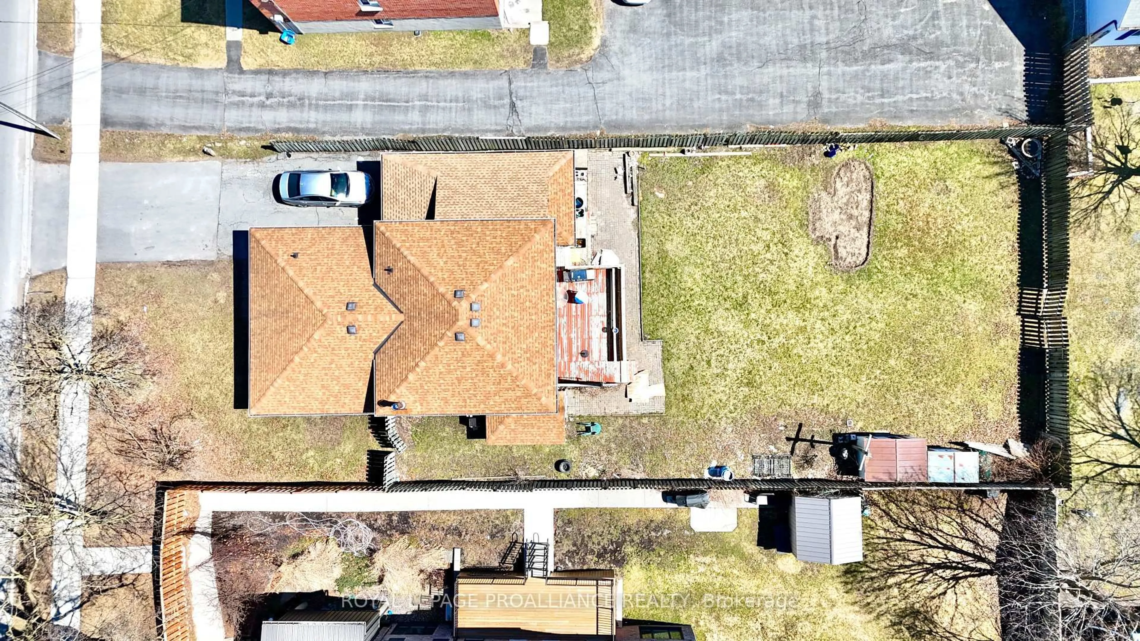 A pic from outside/outdoor area/front of a property/back of a property/a pic from drone, street for 57 Donald St, Belleville Ontario K8P 2J2