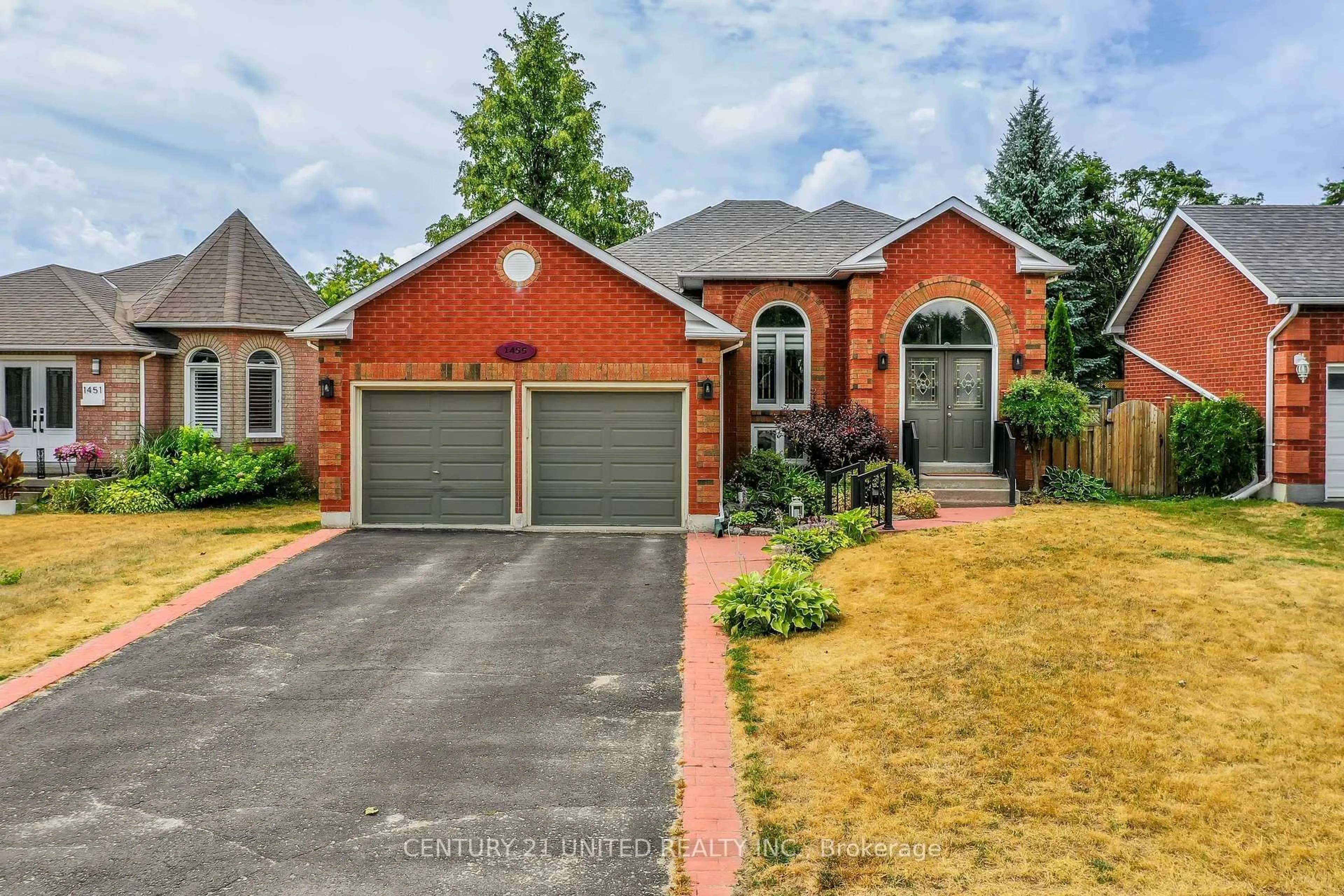 Home with brick exterior material, street for 1455 Glenforest Cres, Peterborough West Ontario K9K 2J2