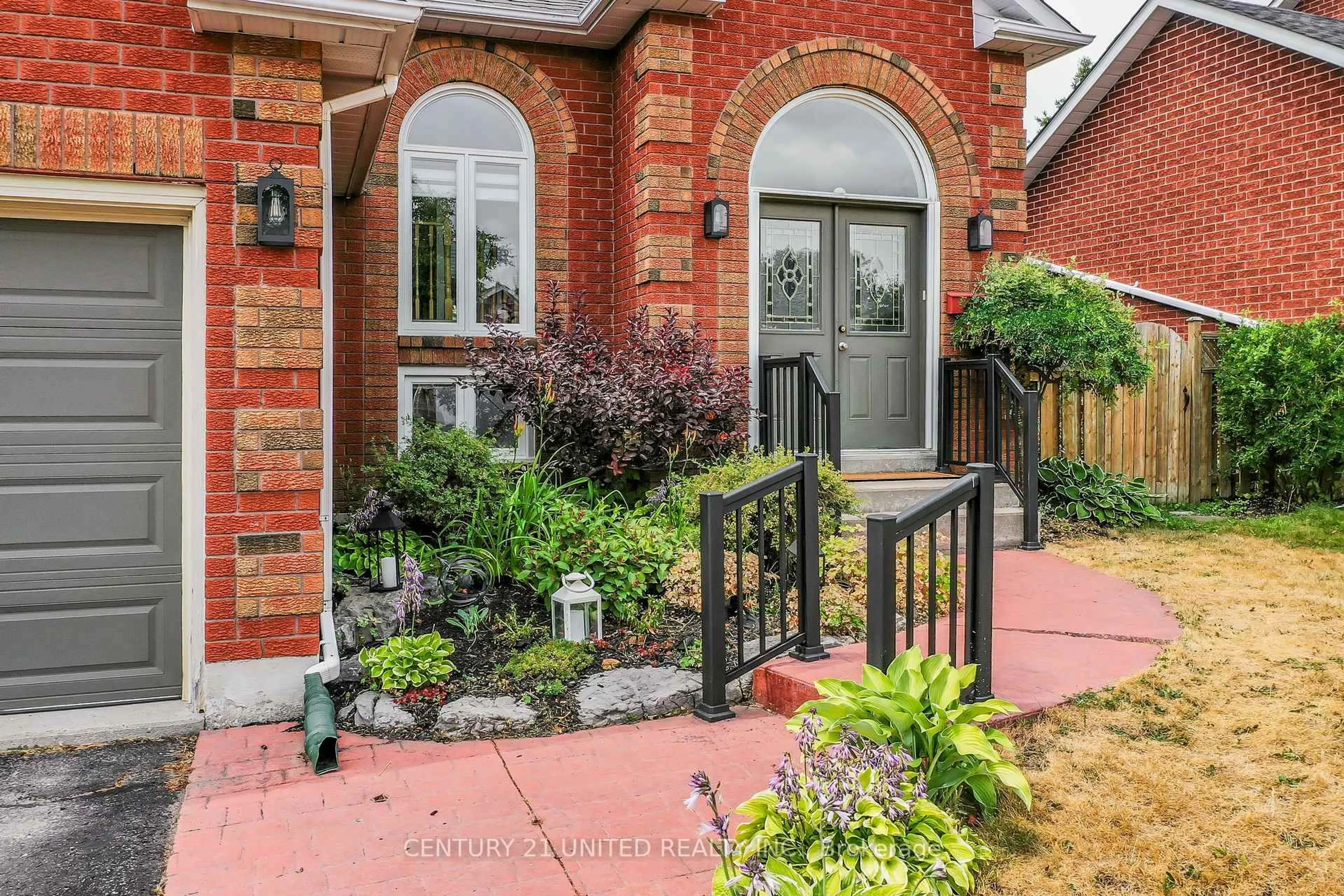 Home with brick exterior material, street for 1455 Glenforest Cres, Peterborough West Ontario K9K 2J2