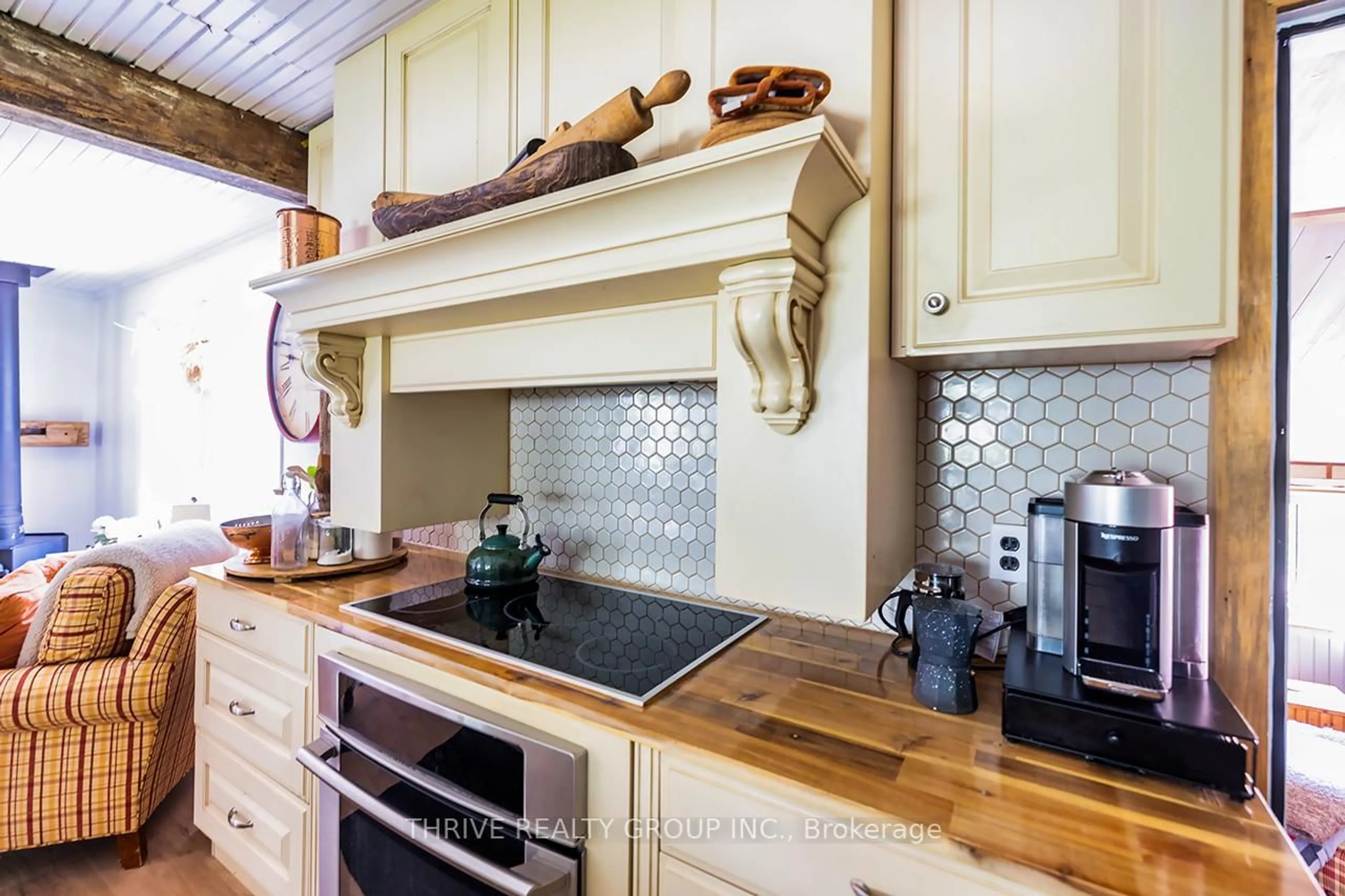 Rustic kitchen, ceramic/tile floor for 66 Bridge St, Denbigh Ontario K0H 1L0
