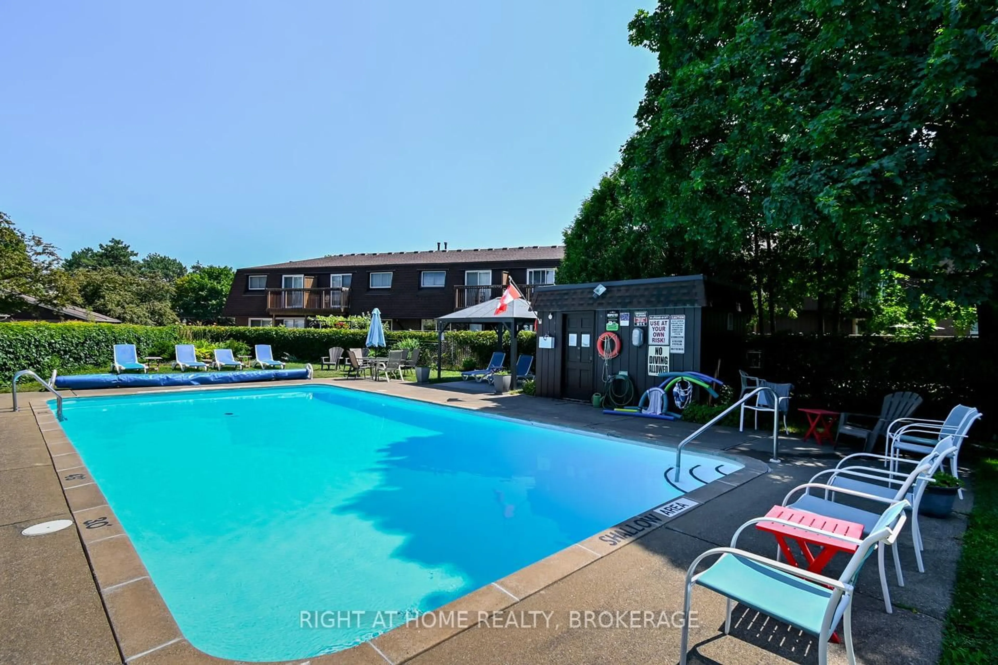 Pool for 122 Lakeshore Rd #45, St. Catharines Ontario L2N 6N6