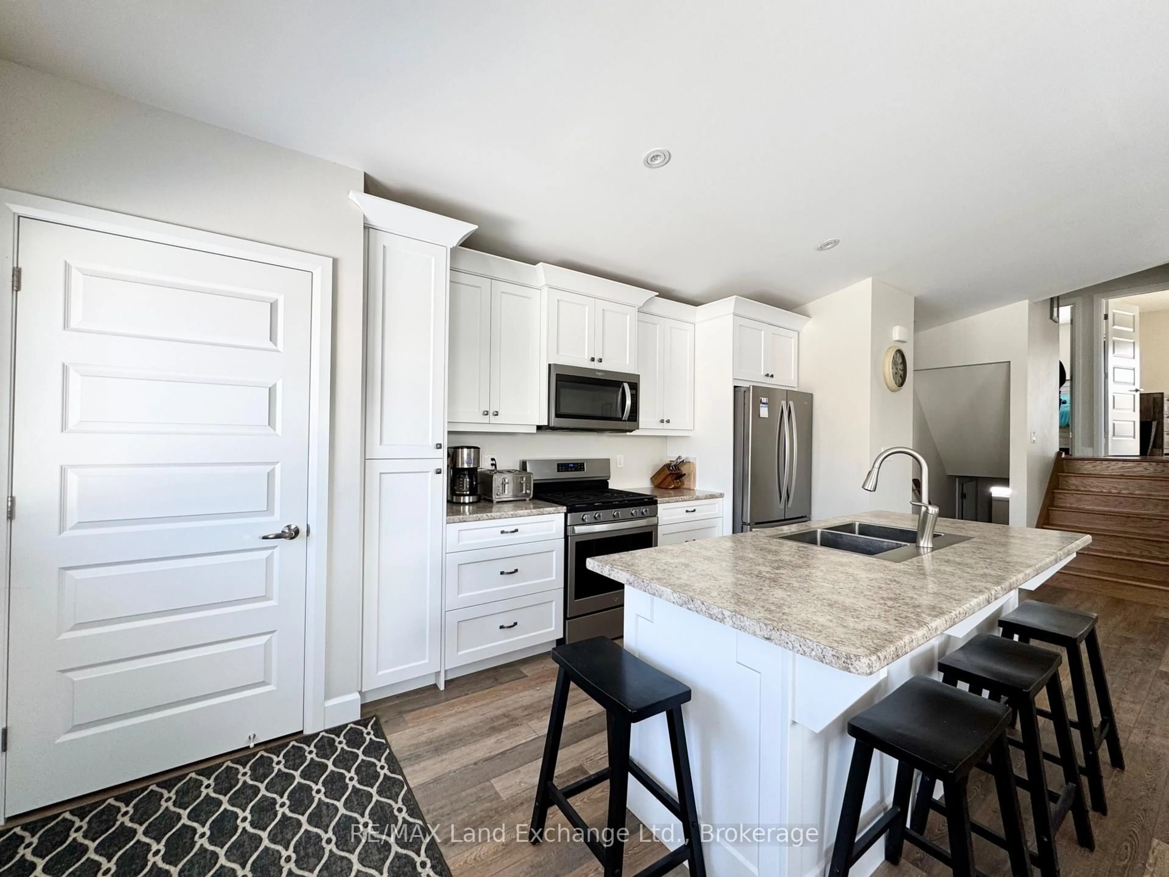 Open concept kitchen, ceramic/tile floor for 329 Bricker St, Saugeen Shores Ontario N0H 2C1