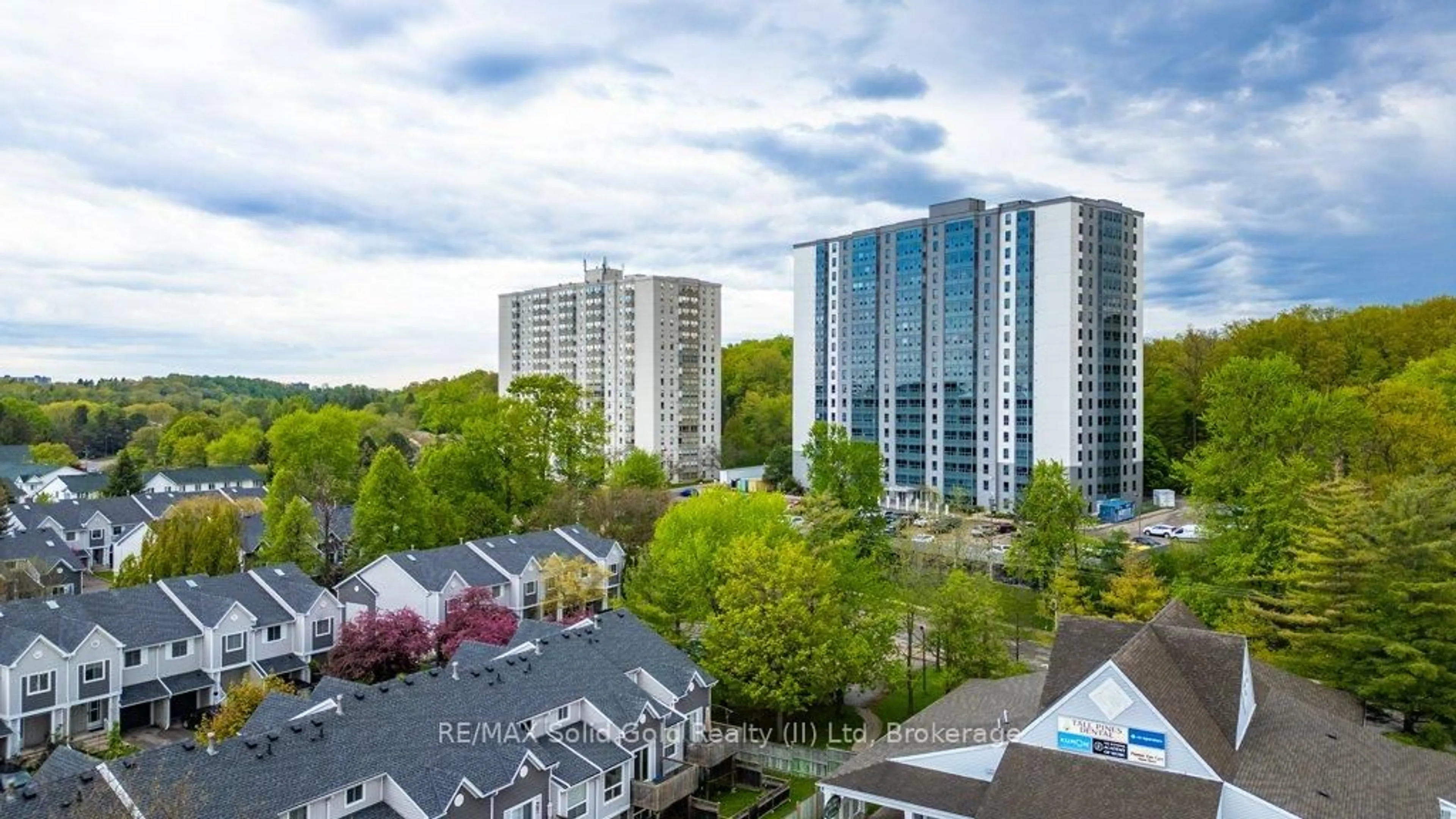 A pic from outside/outdoor area/front of a property/back of a property/a pic from drone, city buildings view from balcony for 55 Green Valley Dr #1710, Kitchener Ontario N2P 1Z6