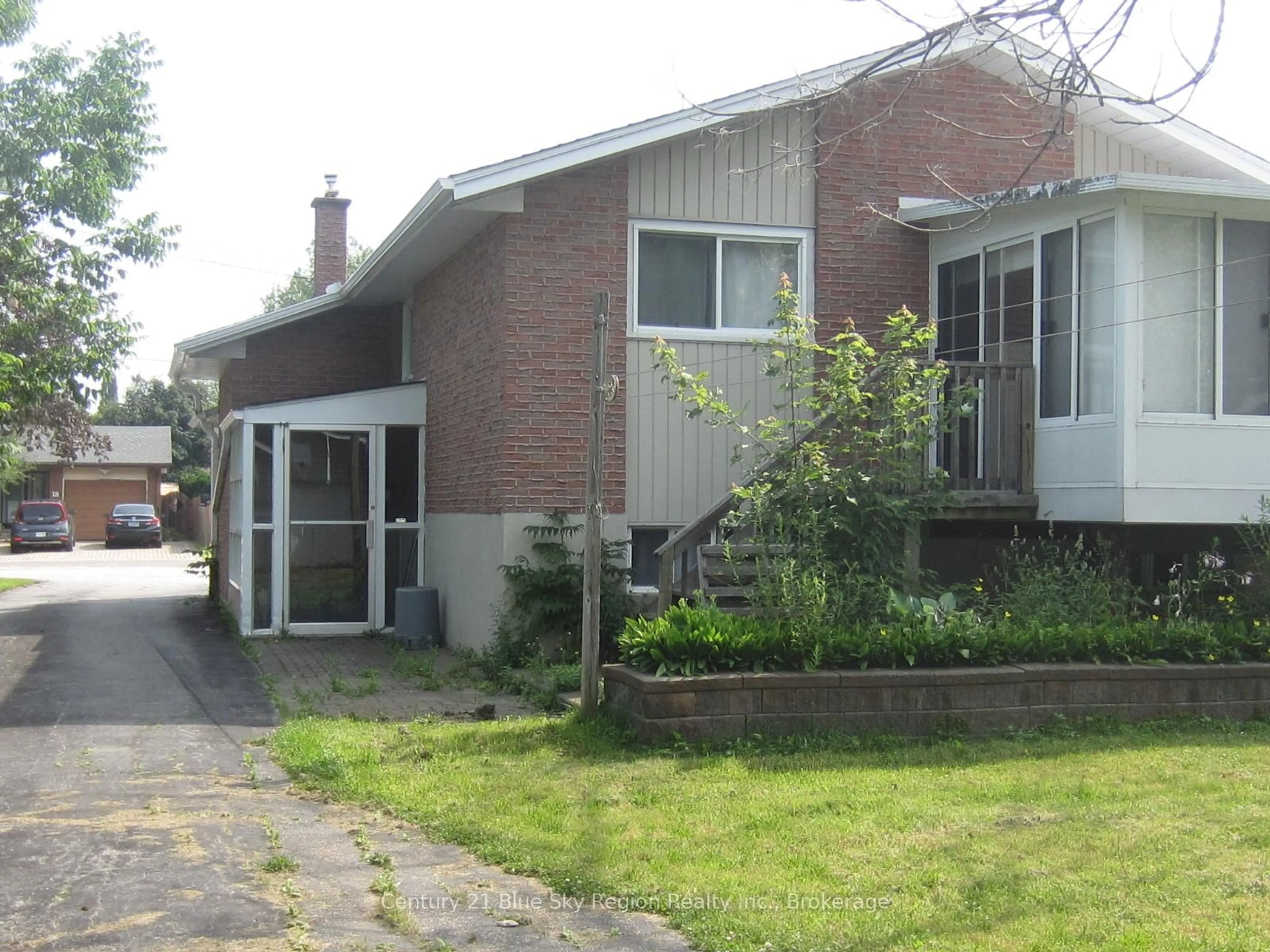 Unknown for 25 Beaver Cres, North Bay Ontario P1A 3N1