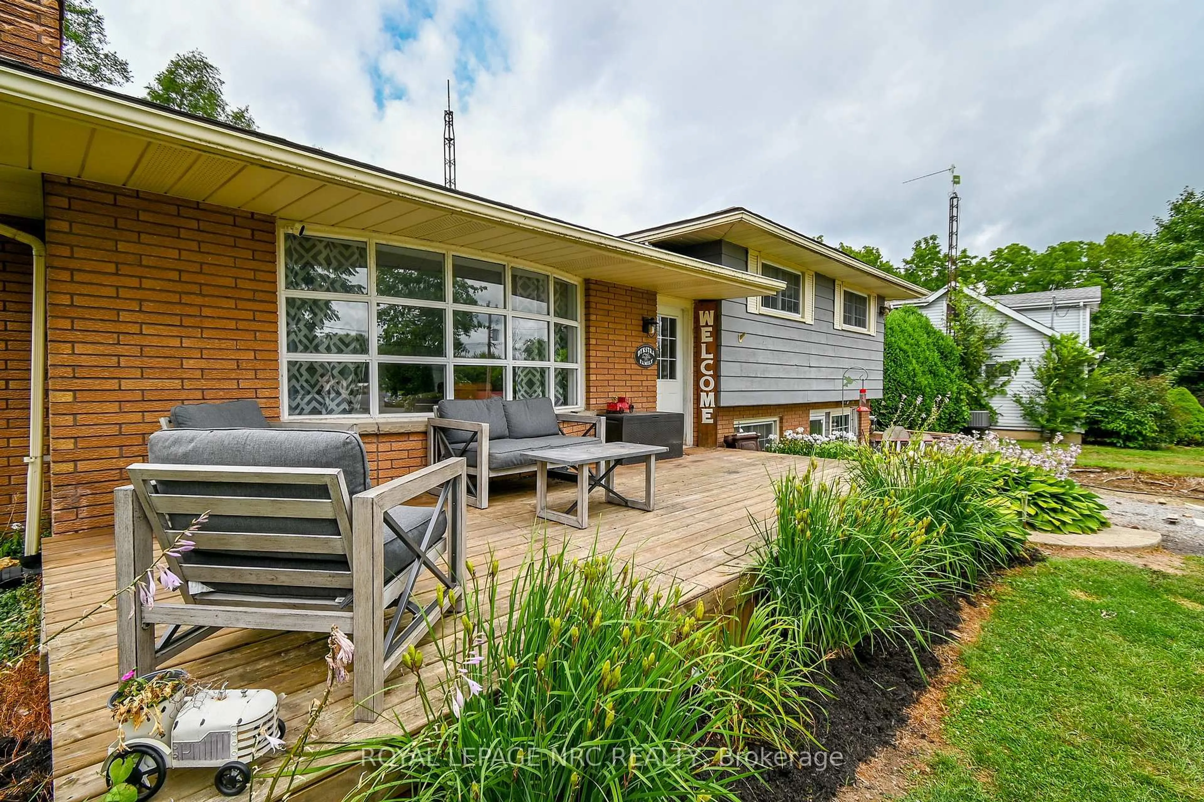 Home with brick exterior material, street for 53008 Perry Rd, Wainfleet Ontario L0S 1V0