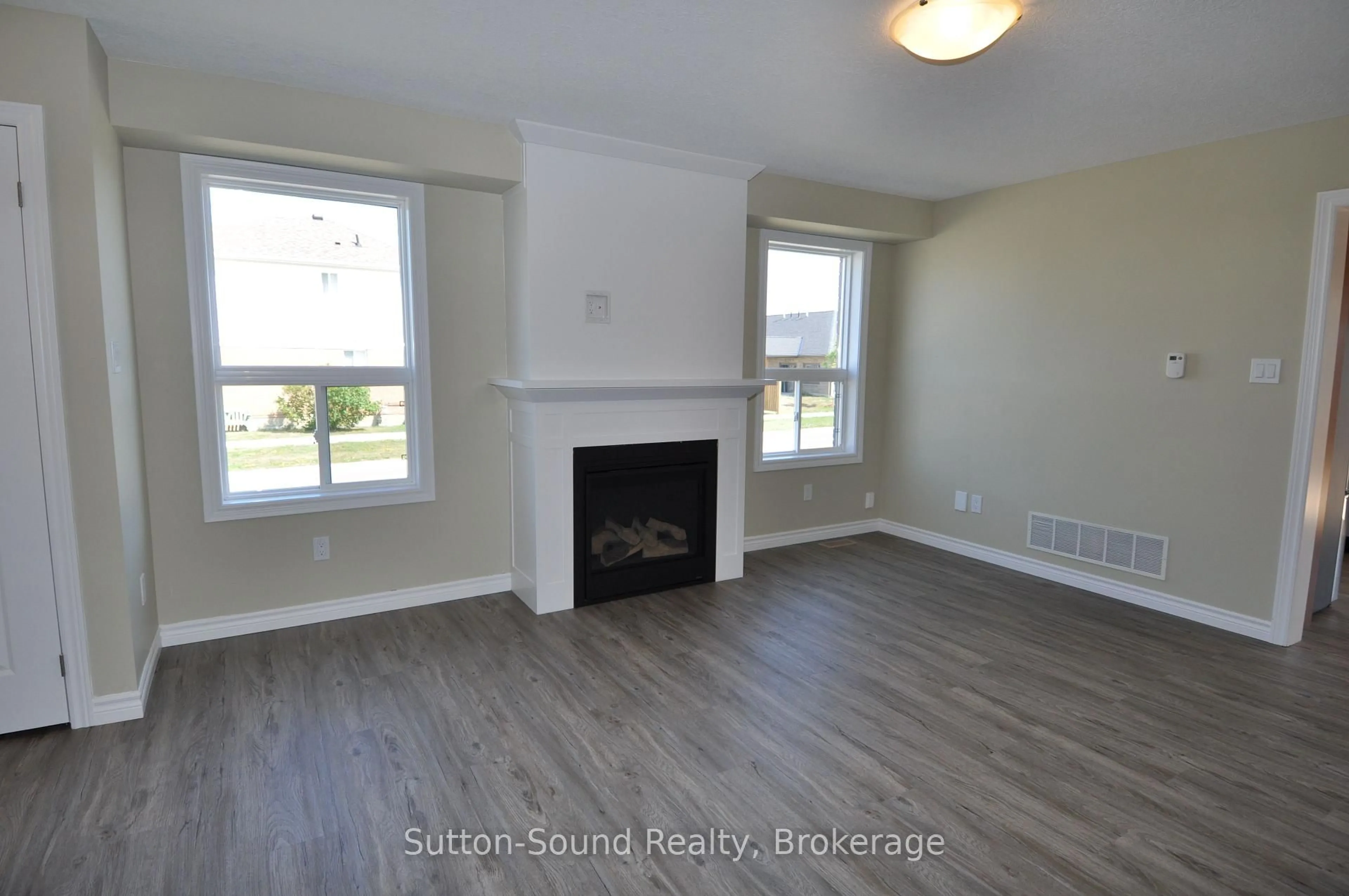 A pic of a room for 1397 14th Ave, Owen Sound Ontario N4K 0A1