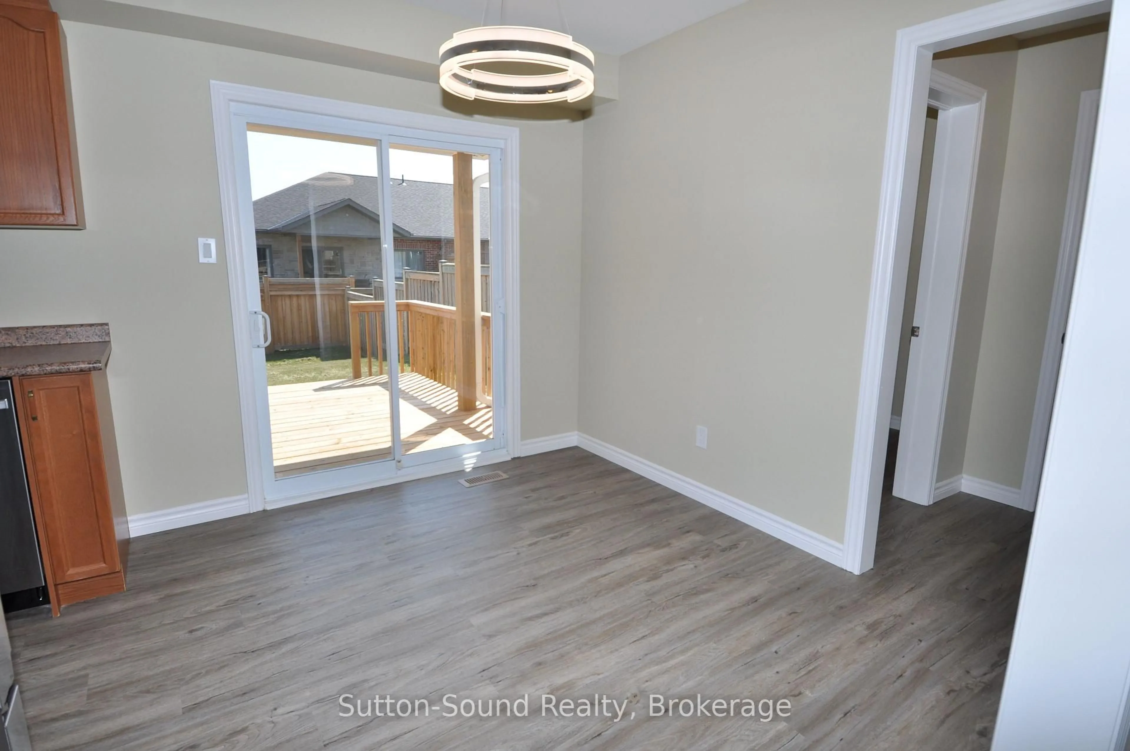 A pic of a room for 1397 14th Ave, Owen Sound Ontario N4K 0A1