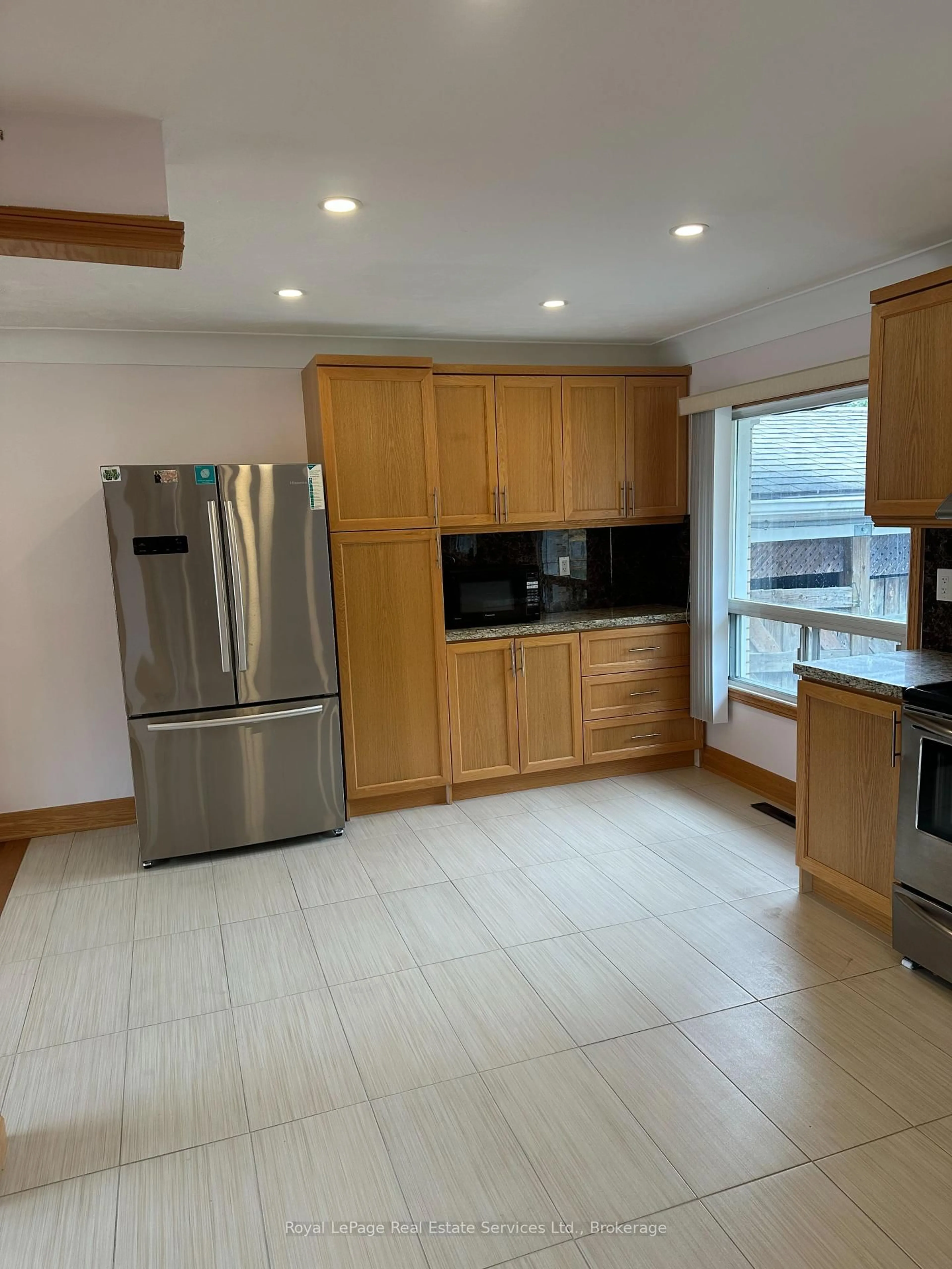 Unknown for 5971 Scott St, Niagara Falls Ontario L2E 3B3