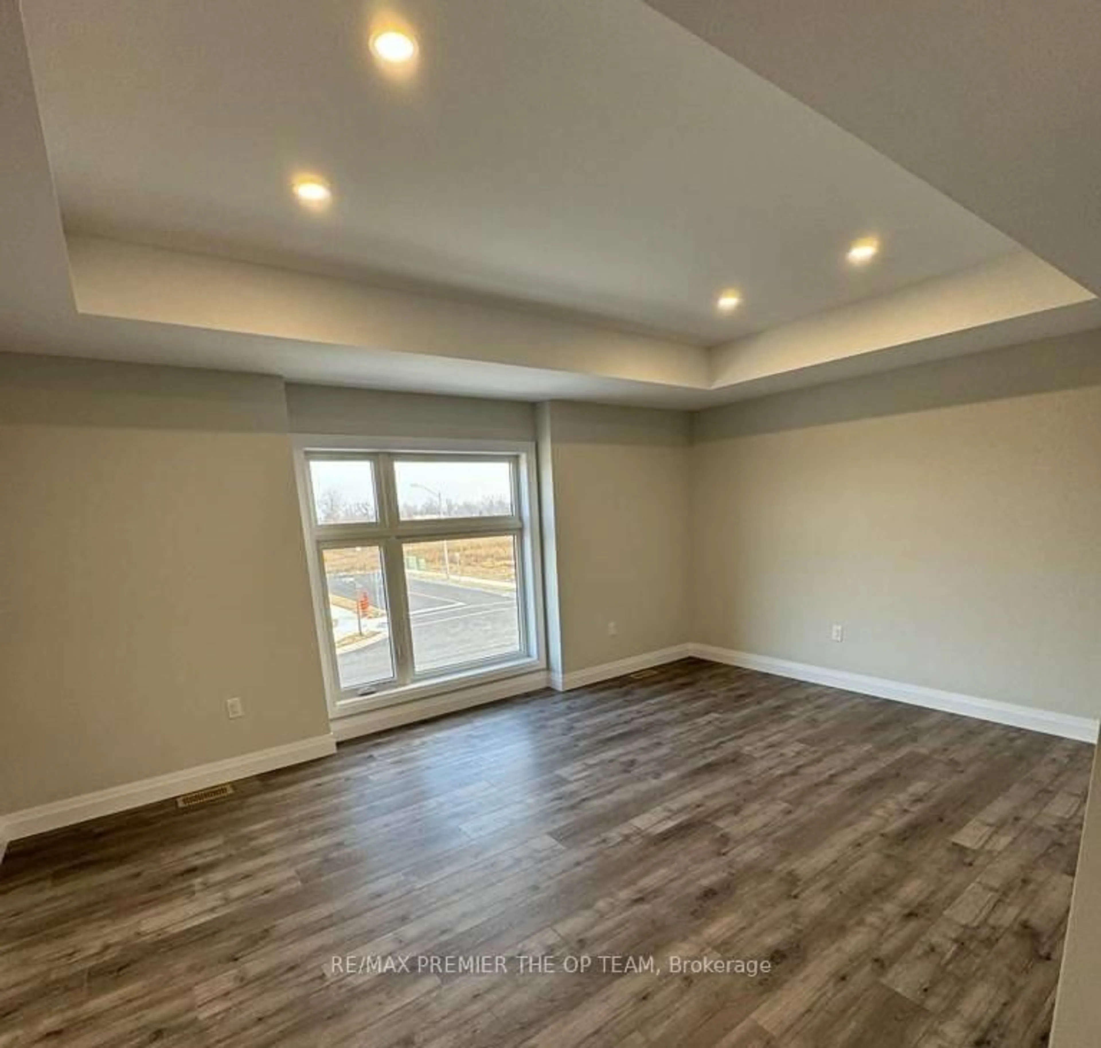 A pic of a room for 103 Eagle St #ON, Leamington Ontario N8H 0G5