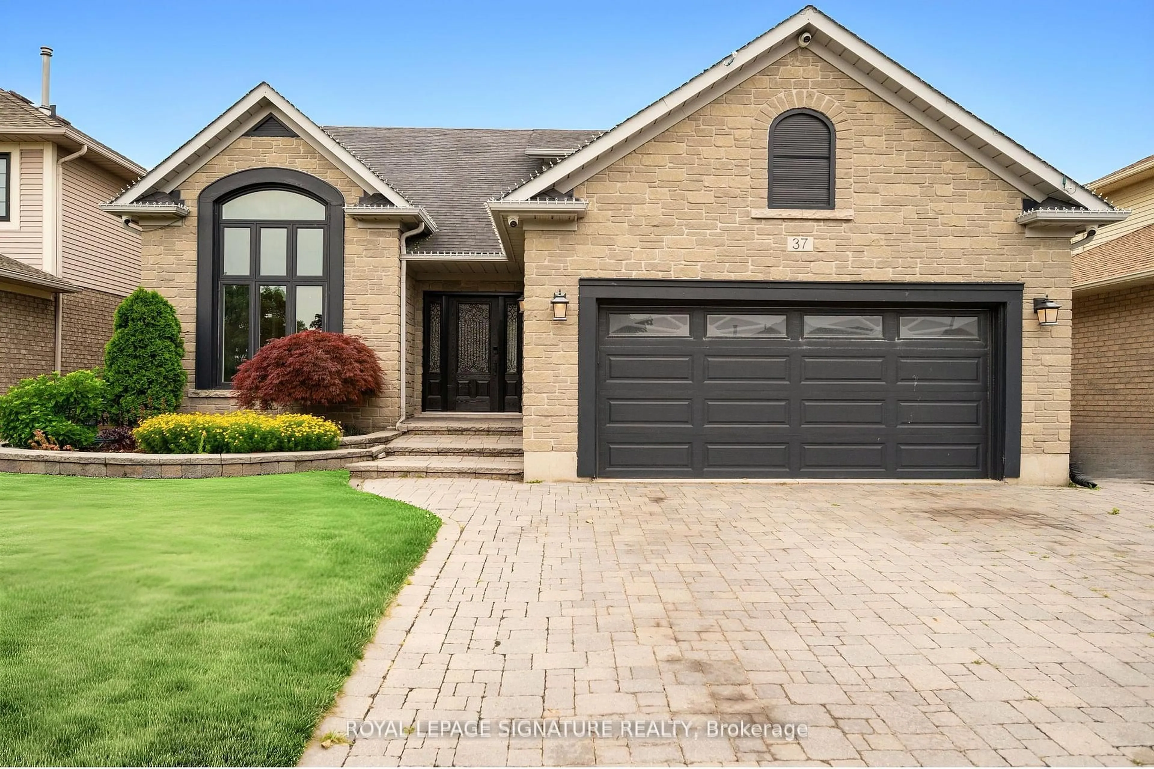 Home with brick exterior material, street for 37 Riviera Rdge, Hamilton Ontario L8E 5E6