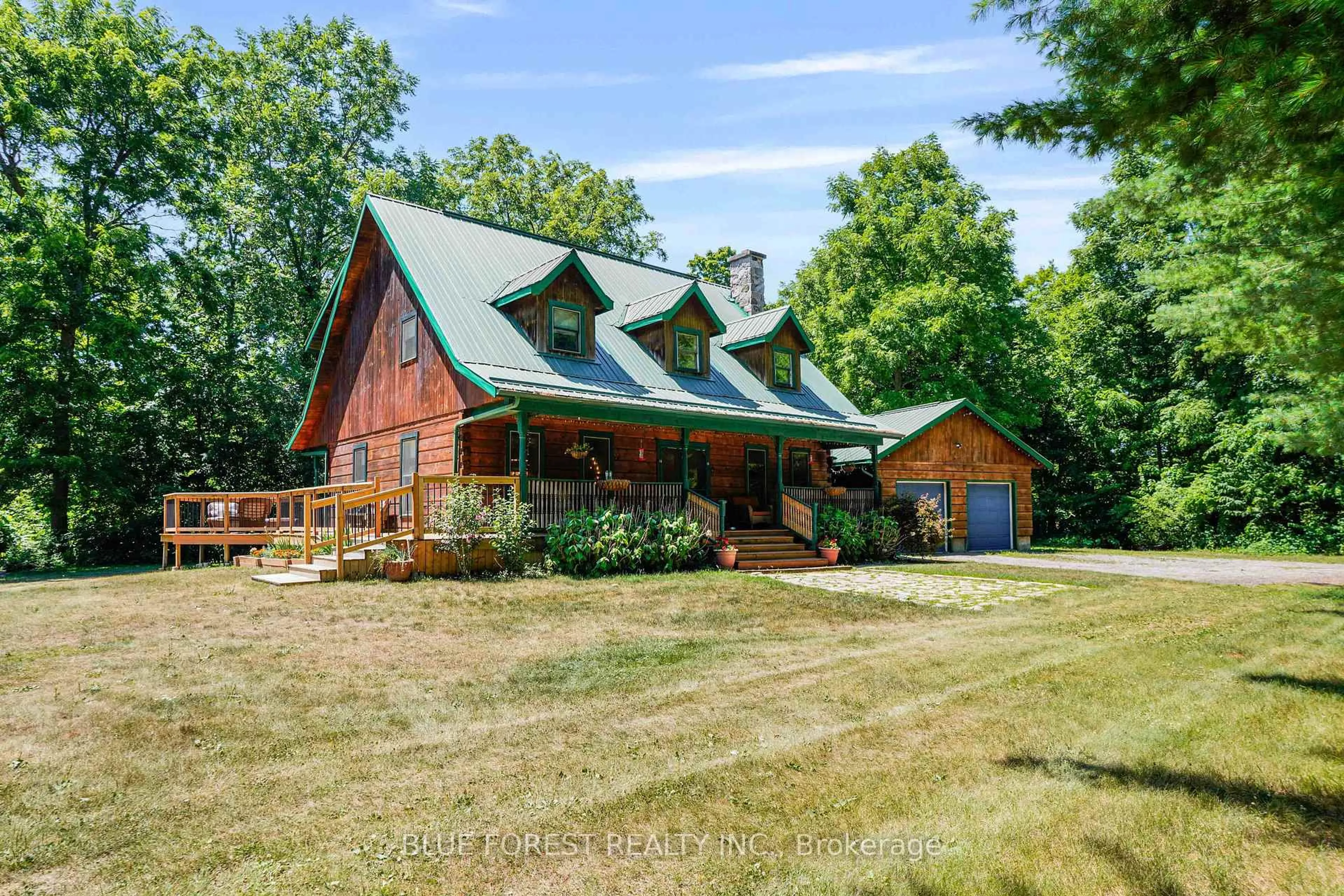 A pic from outside/outdoor area/front of a property/back of a property/a pic from drone, unknown for 14653 Currie Rd, Dutton/Dunwich Ontario N0L 1J0