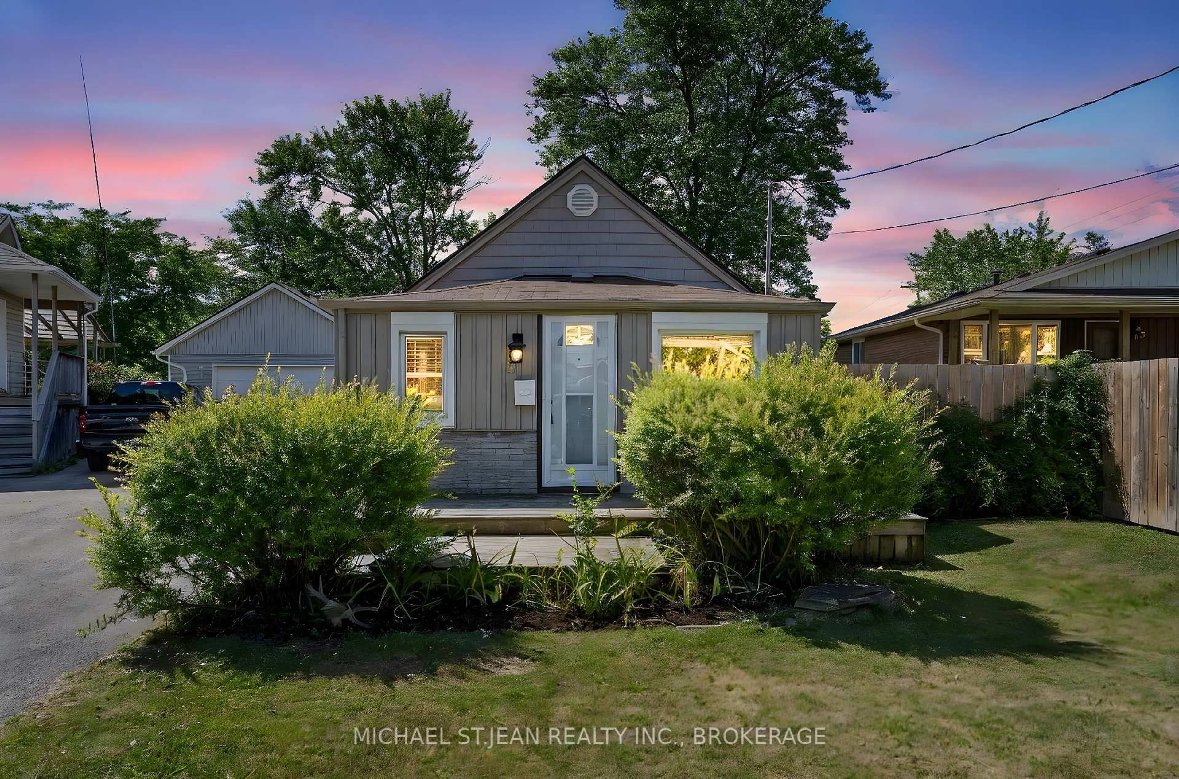 Unknown for 111 Rykert St, St. Catharines Ontario L2S 1Z2