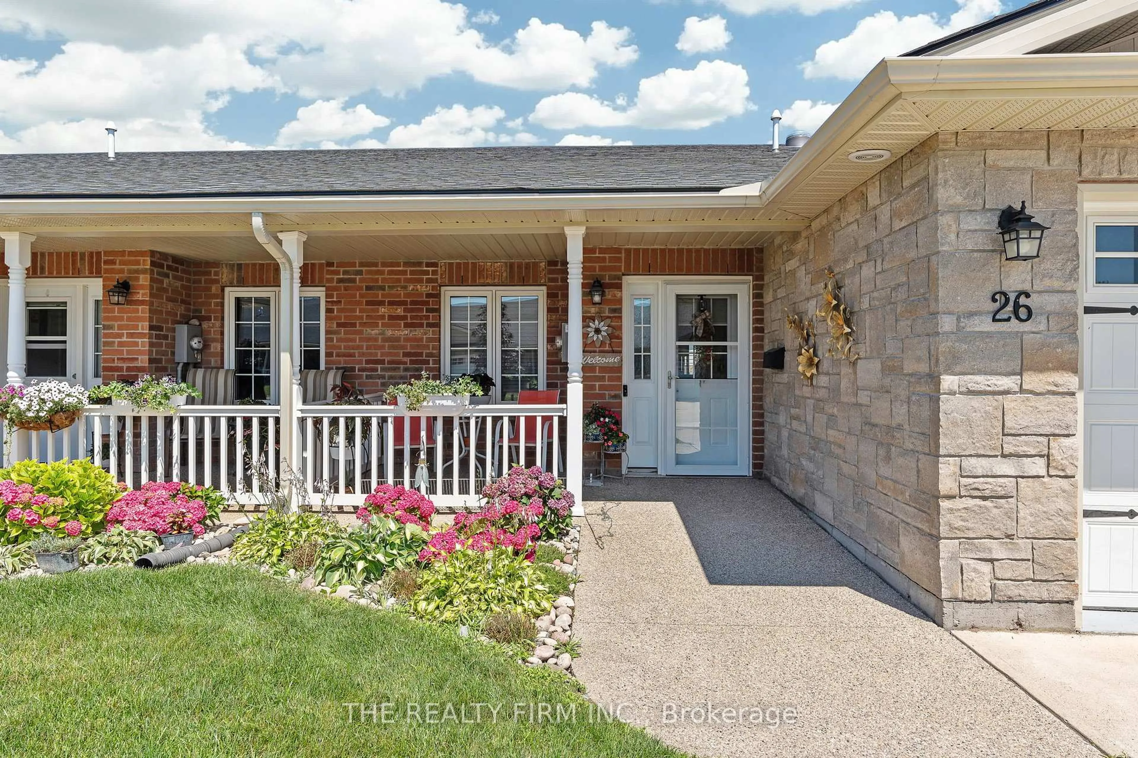Unknown for 26 Devon Dr, South Huron Ontario N0M 1S3