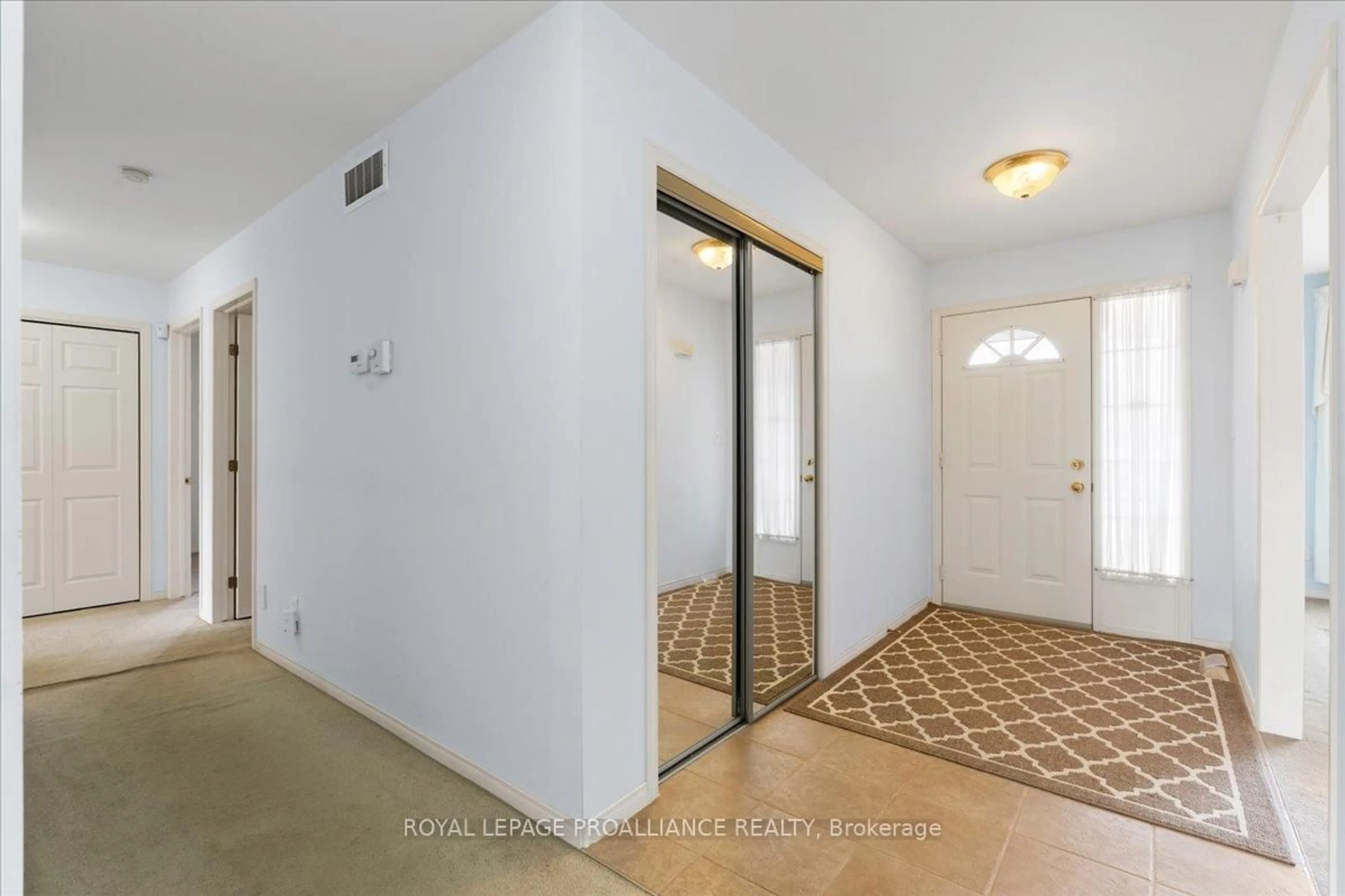 Indoor entryway for 13 Hickory Grve, Belleville Ontario K8N 5X6