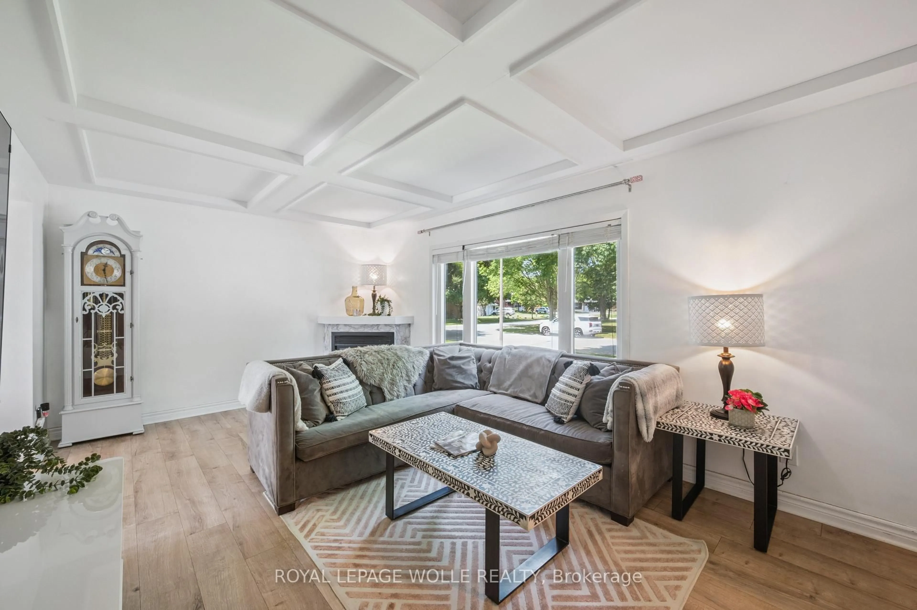 Living room with furniture, unknown for 36 Craig Dr, Kitchener Ontario N2B 2J3