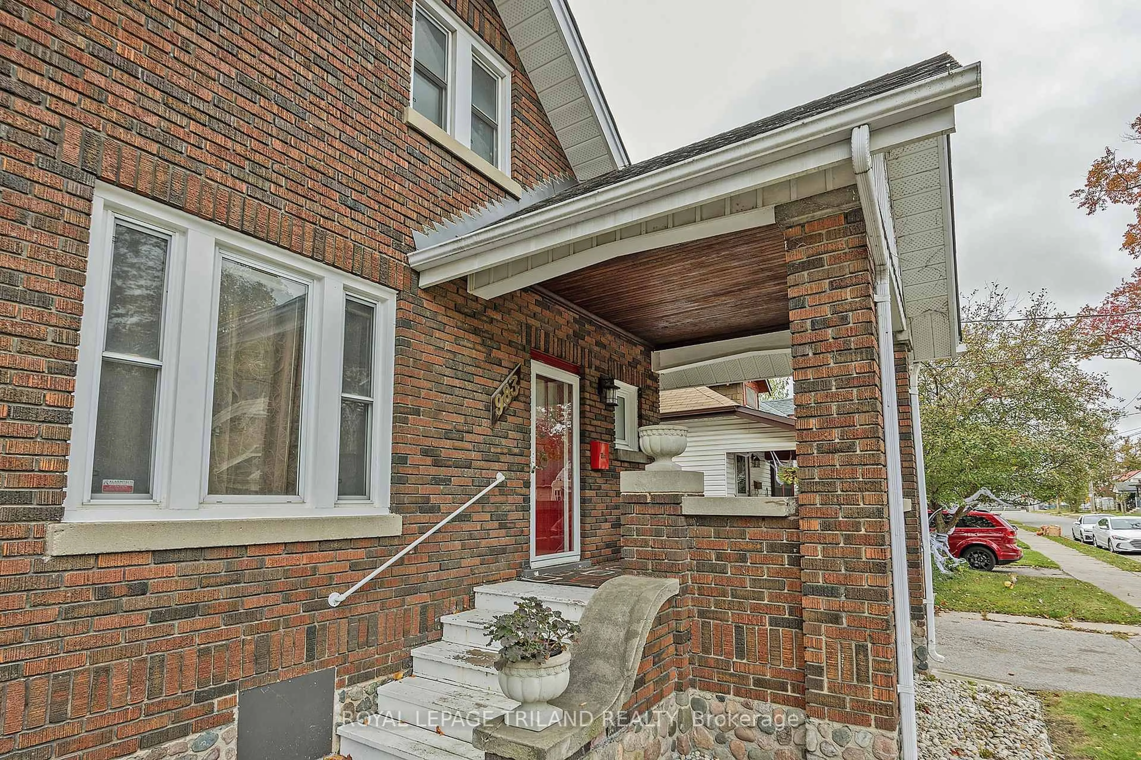 Home with brick exterior material, street for 983 Ormsby St, London East Ontario N5Z 1K5