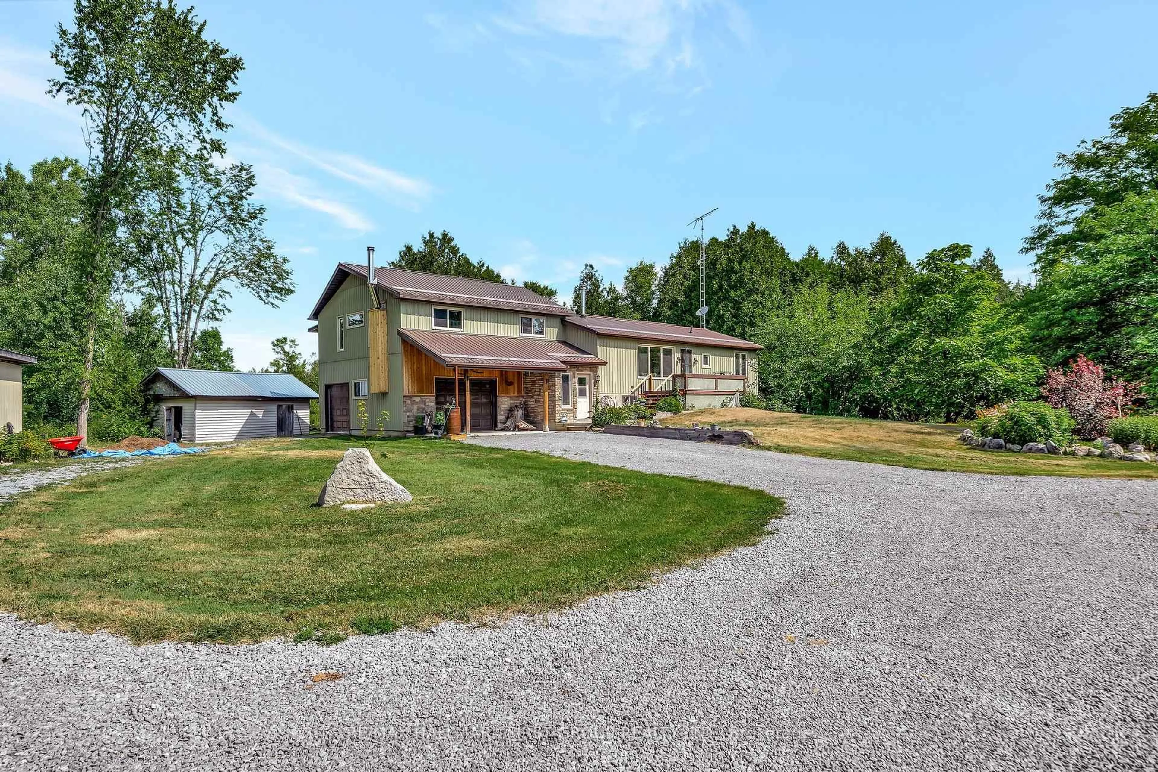 A pic from outside/outdoor area/front of a property/back of a property/a pic from drone, mountain view for 1503 Moneymore Rd, Belleville Ontario K0K 2Y0