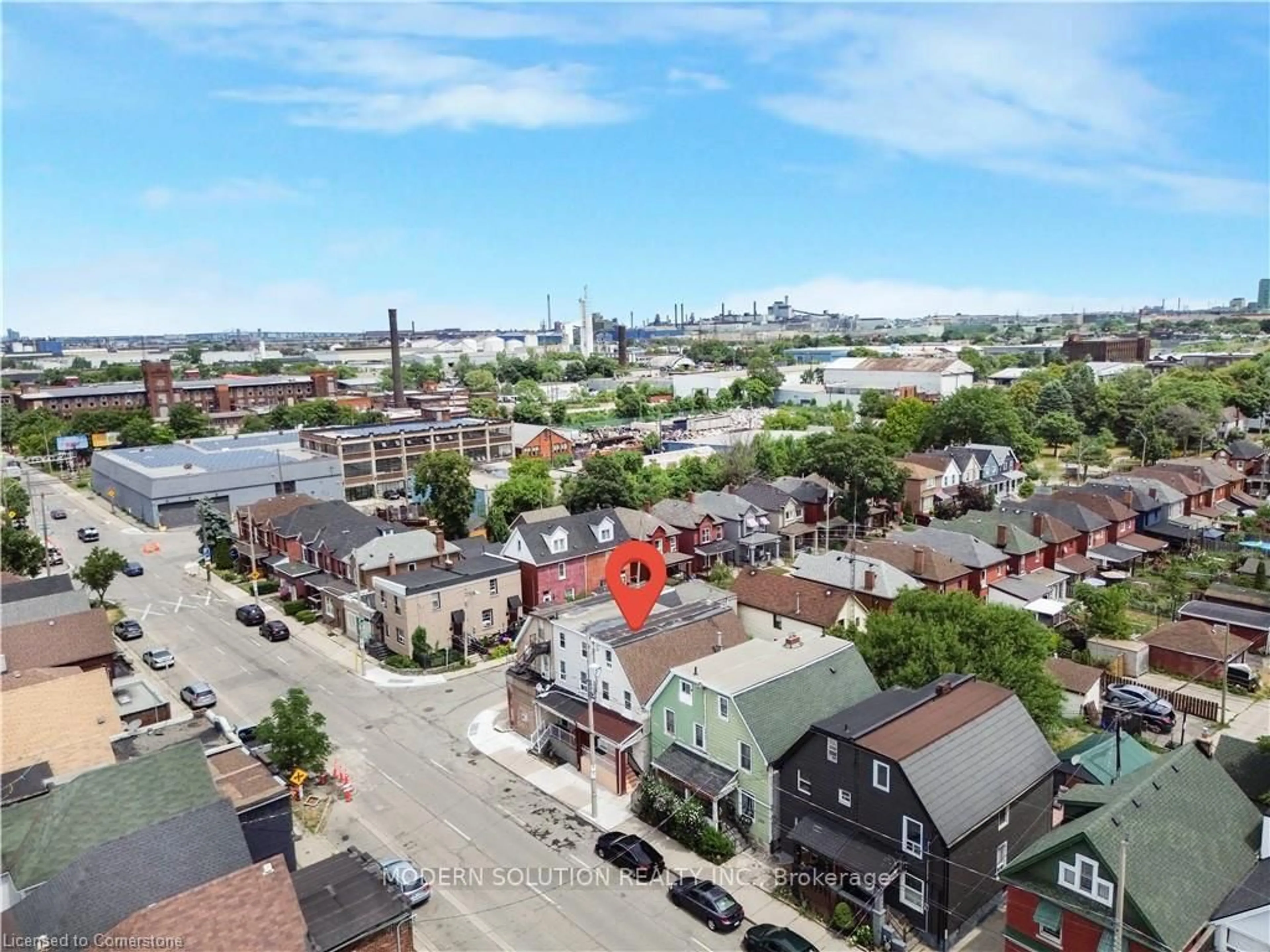 A pic from outside/outdoor area/front of a property/back of a property/a pic from drone, city buildings view from balcony for 204 Sherman Ave, Hamilton Ontario L8L 6M9