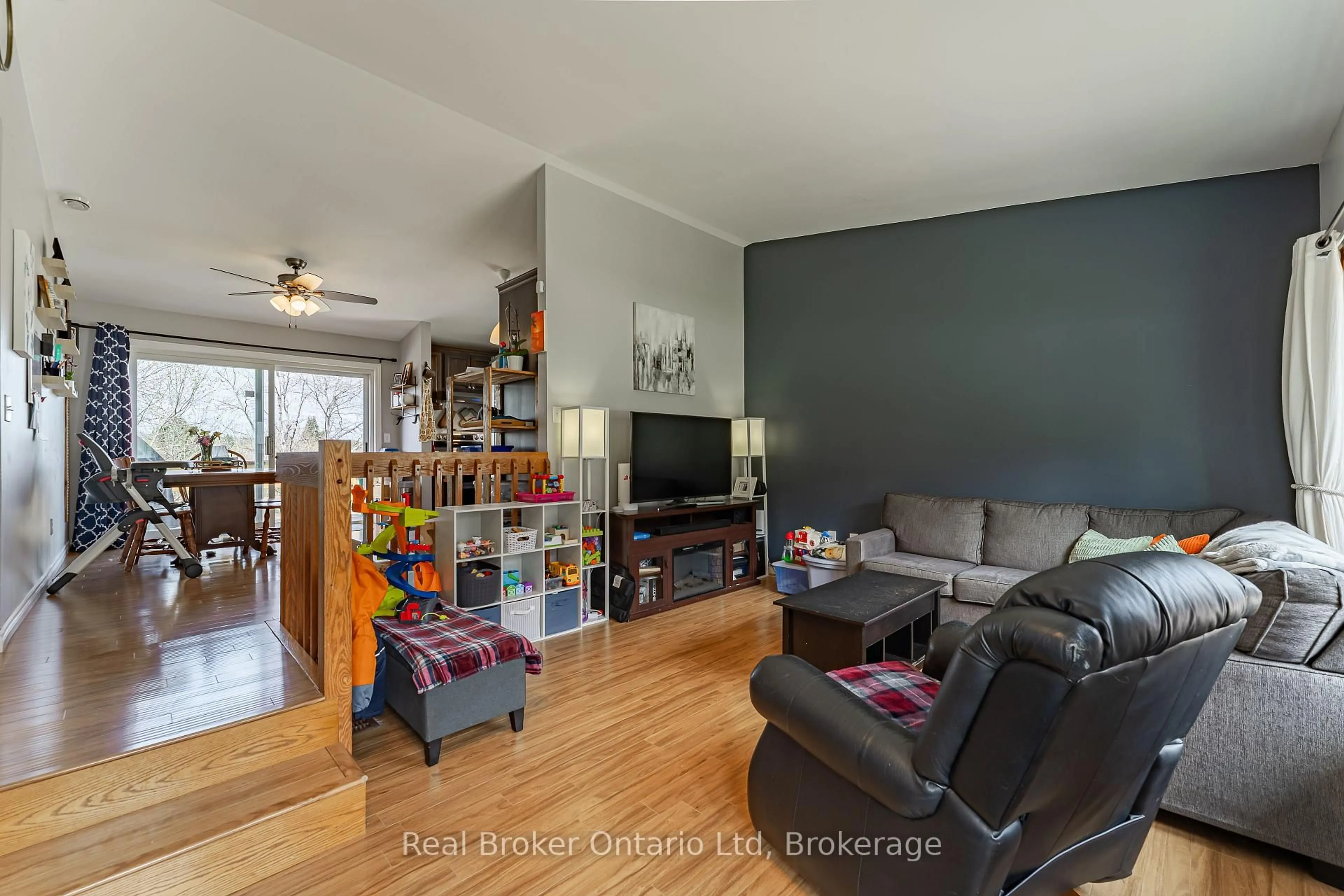 Living room with furniture, wood/laminate floor for 320 8th 'A' Ave, Owen Sound Ontario N4K 3A2