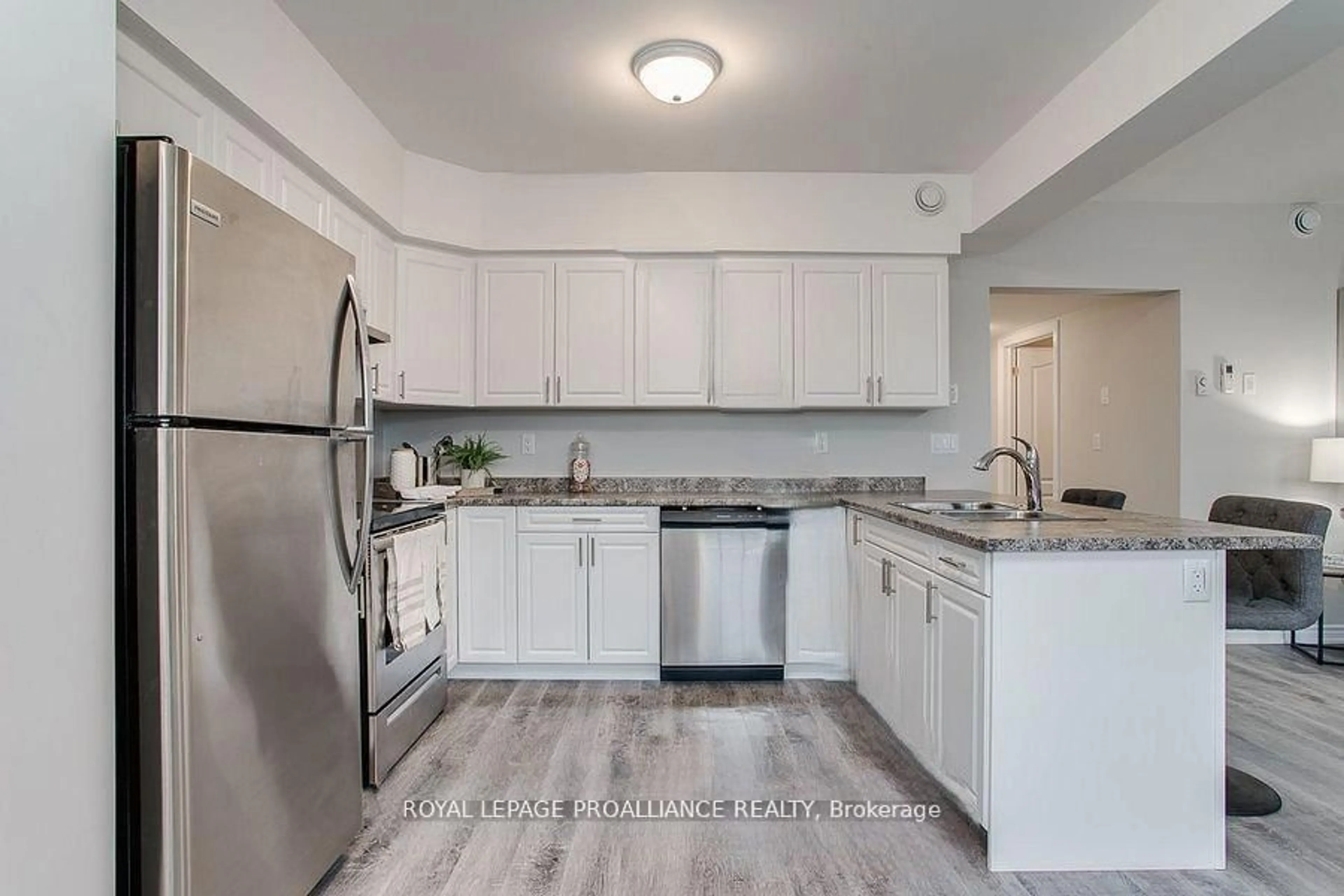 Standard kitchen, unknown for 448 Drewery Rd #703, Cobourg Ontario K9A 1K8