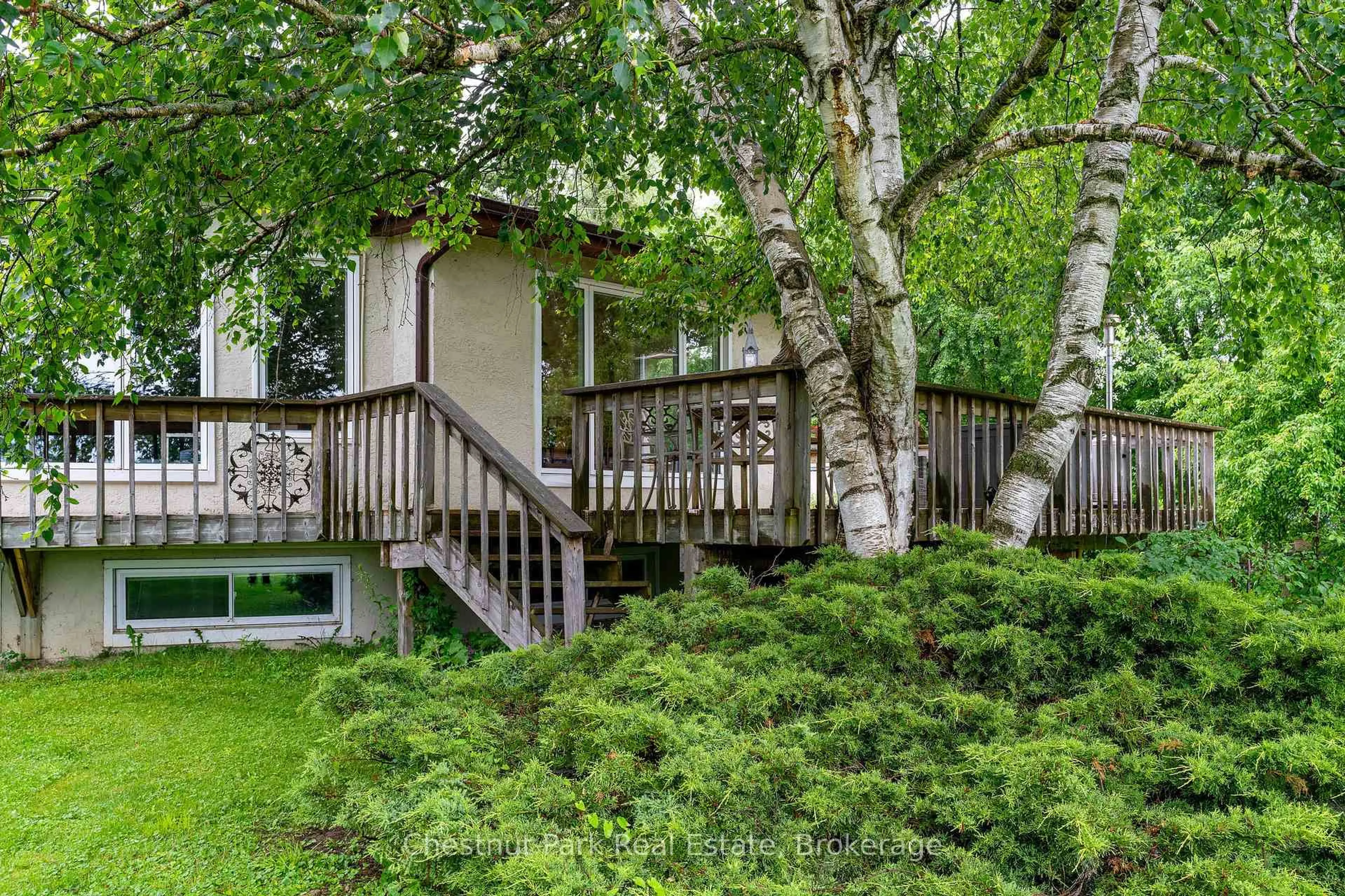 Patio, forest/trees view for 164 Slabtown Rd, Blue Mountains Ontario N0H 1J0