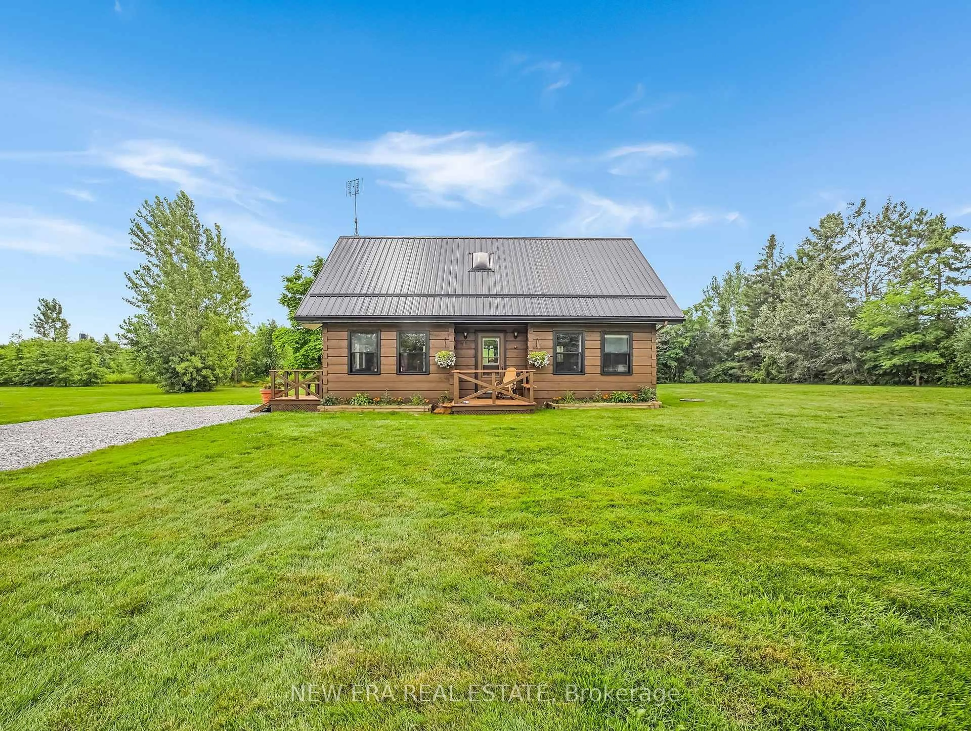A pic from outside/outdoor area/front of a property/back of a property/a pic from drone, unknown for 526 2nd Line, R. R. #3,, Haldimand Ontario N0A 1H0