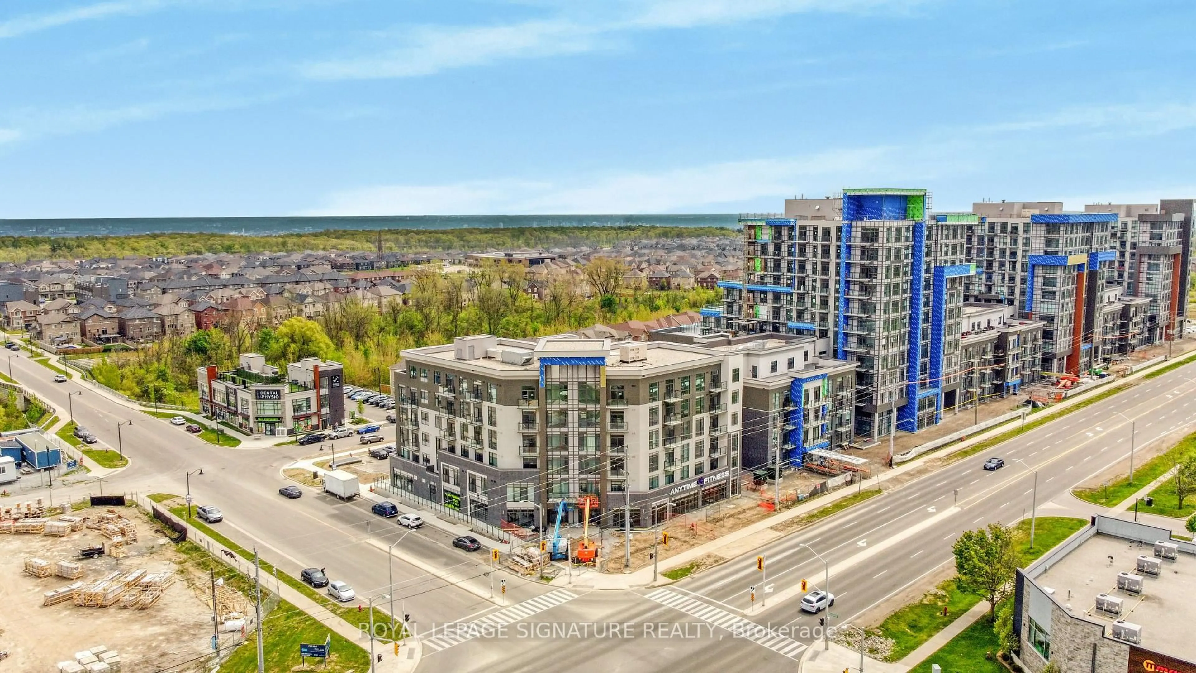 A pic from outside/outdoor area/front of a property/back of a property/a pic from drone, city buildings view from balcony for 10 Mallard Tr #437, Hamilton Ontario L0R 2H8