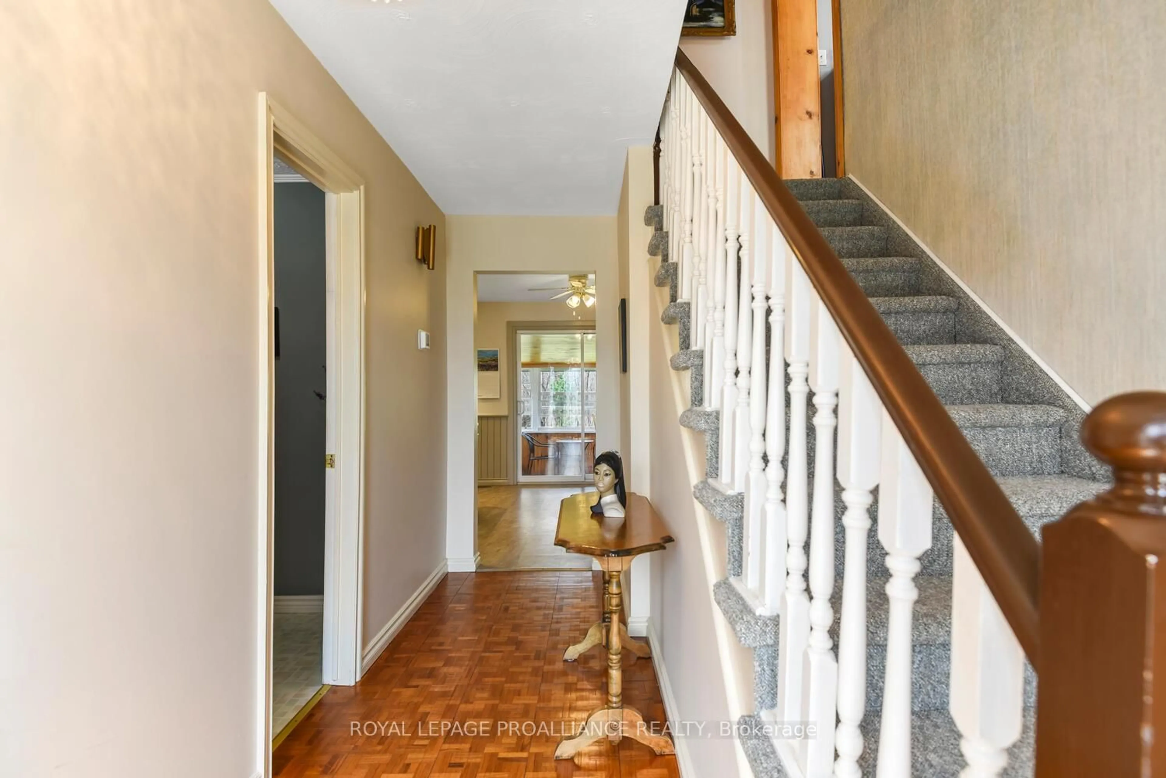 Indoor foyer for 28 Hard Island Rd, Athens Ontario K0E 1B0