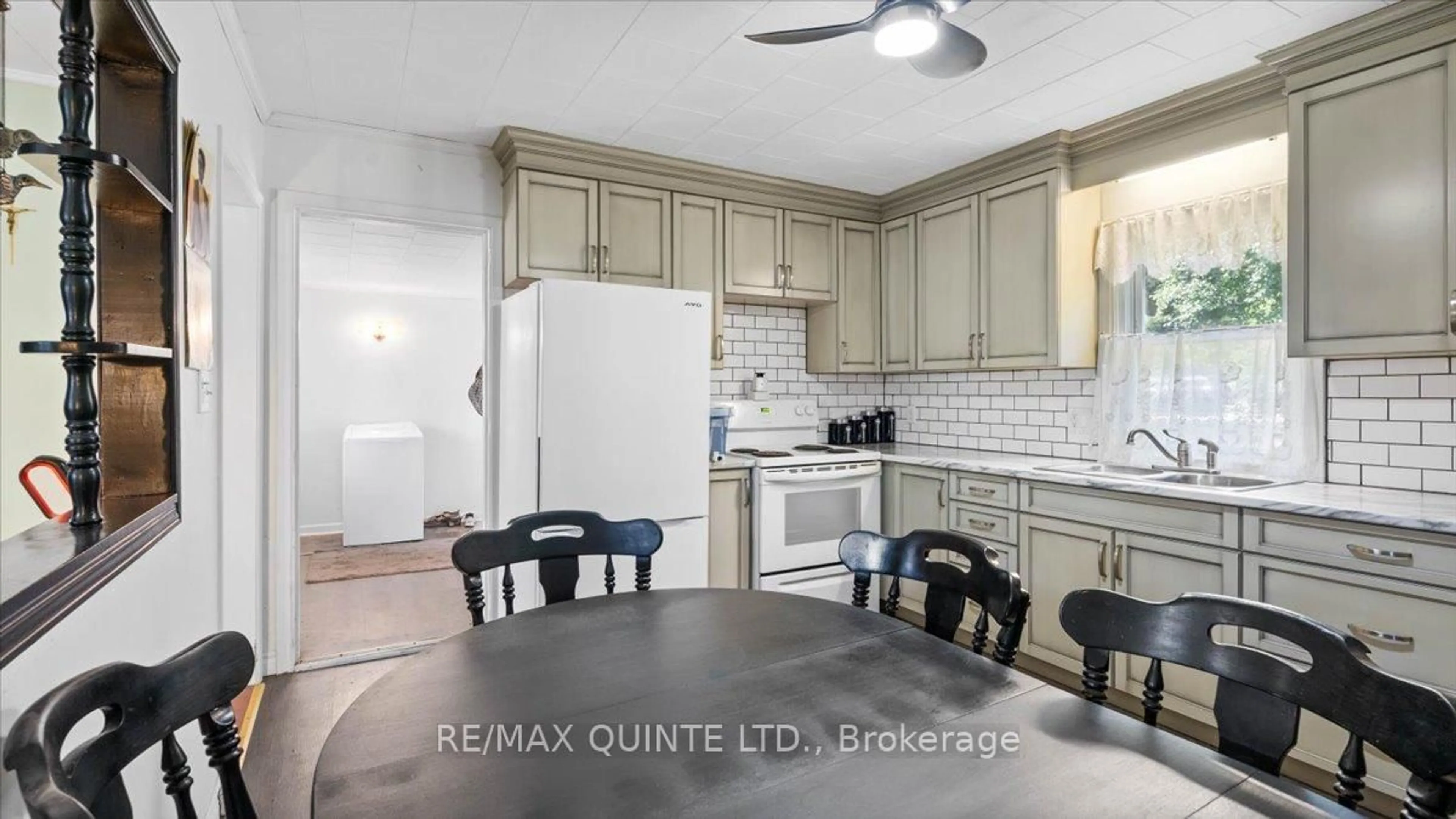 Unknown for 42A Hawkins Bay Rd, Tweed Ontario K0K 3J0